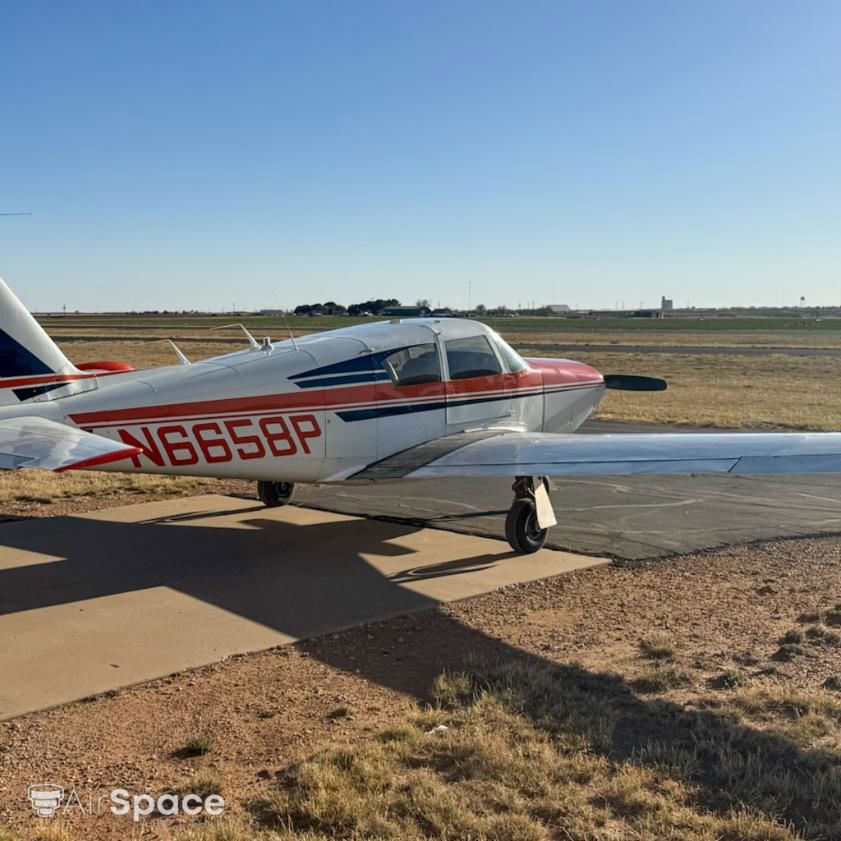 1960 Piper PA-24-250 Comanche - Exterior