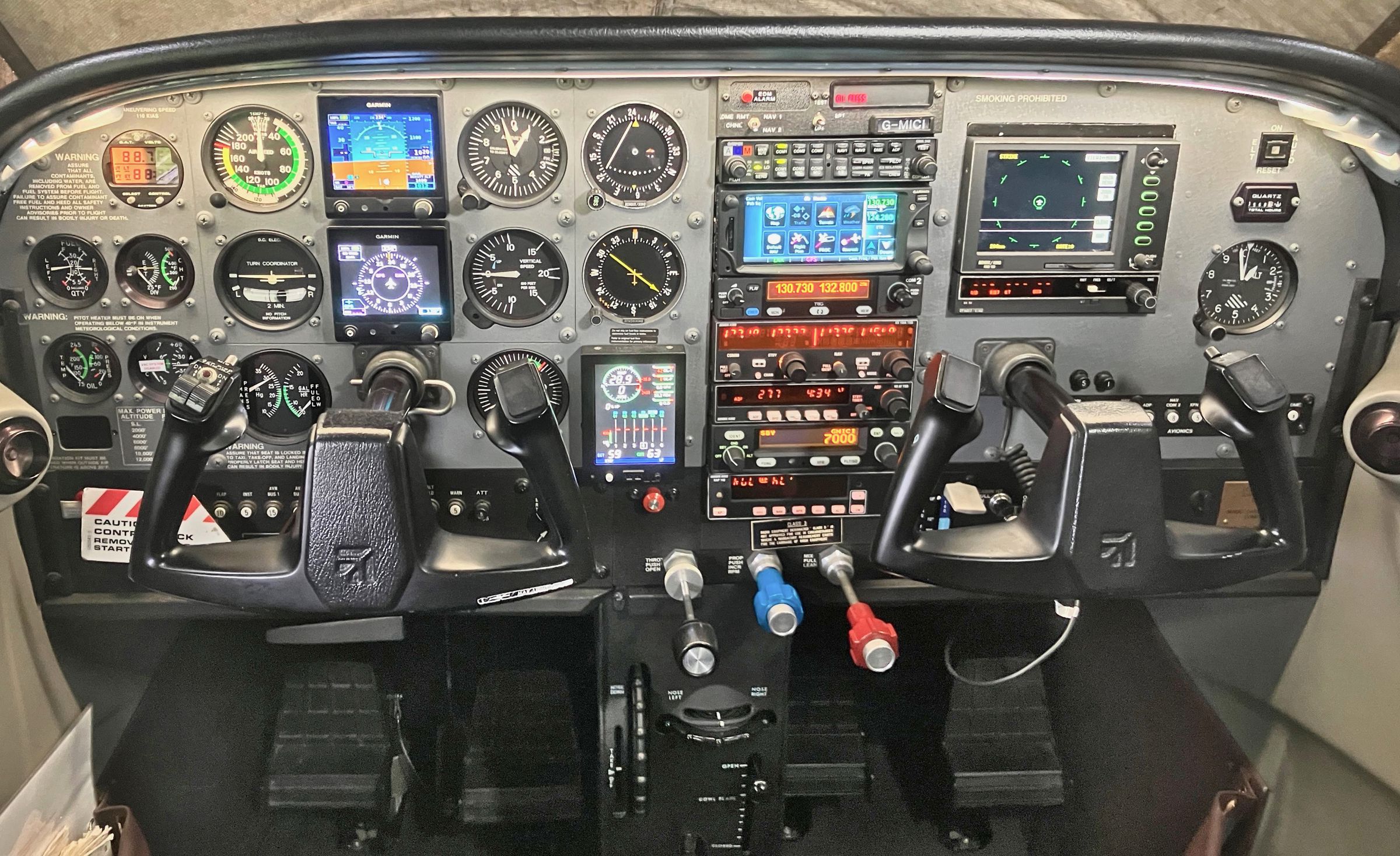 1999 Cessna 182S Skylane - Interior