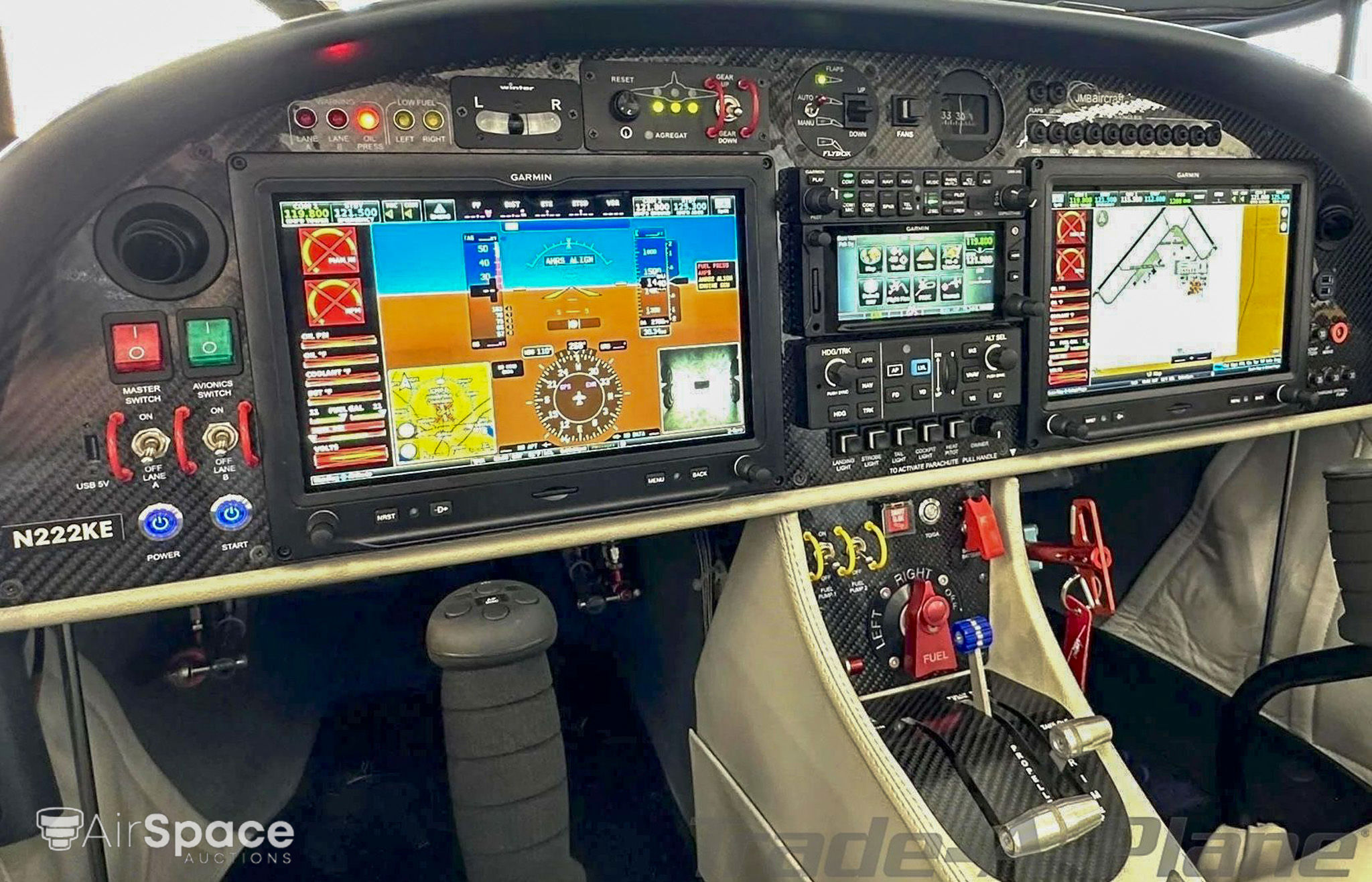 2022 JMB VL-3 RG 915 - Interior