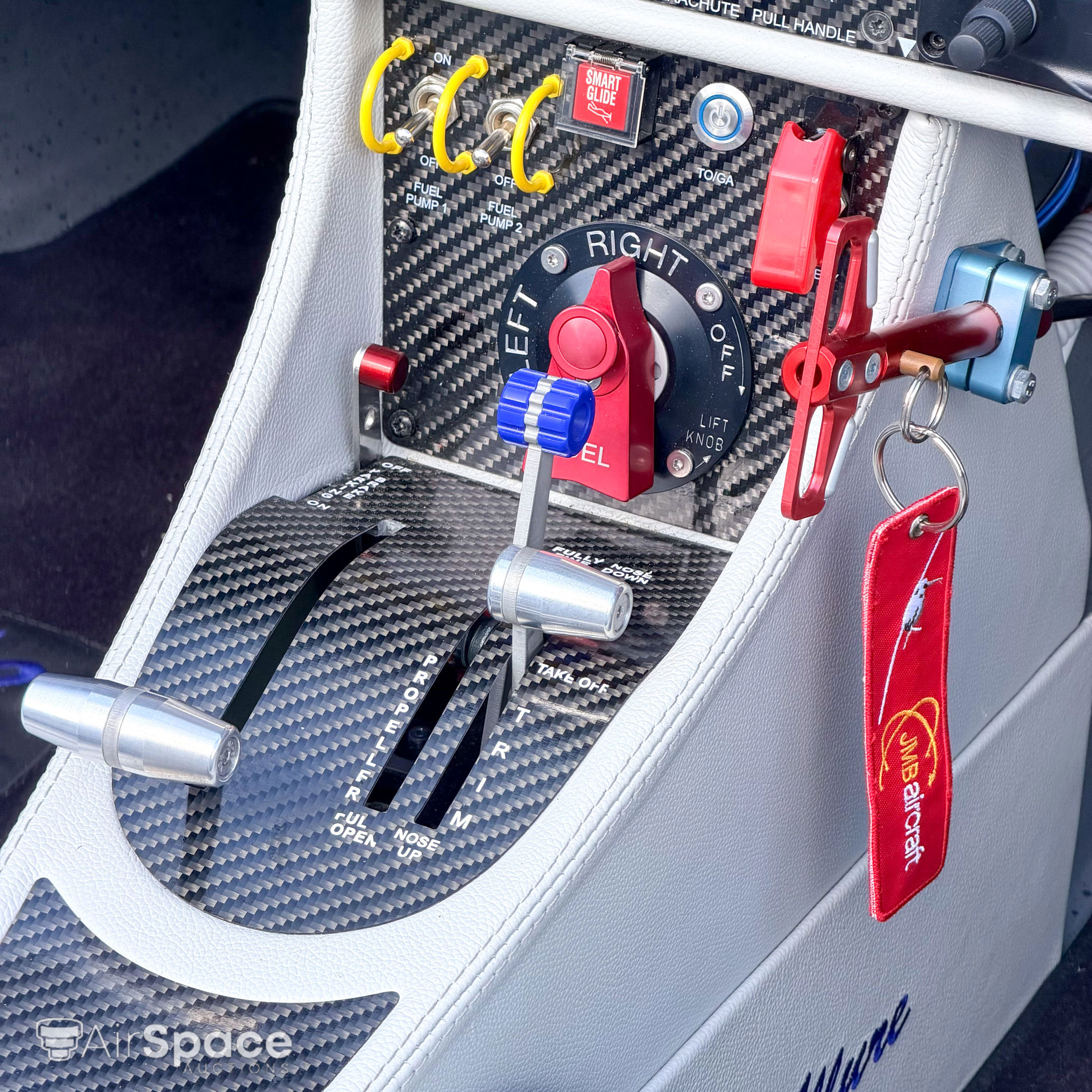 2022 JMB VL-3 RG 915 - Interior