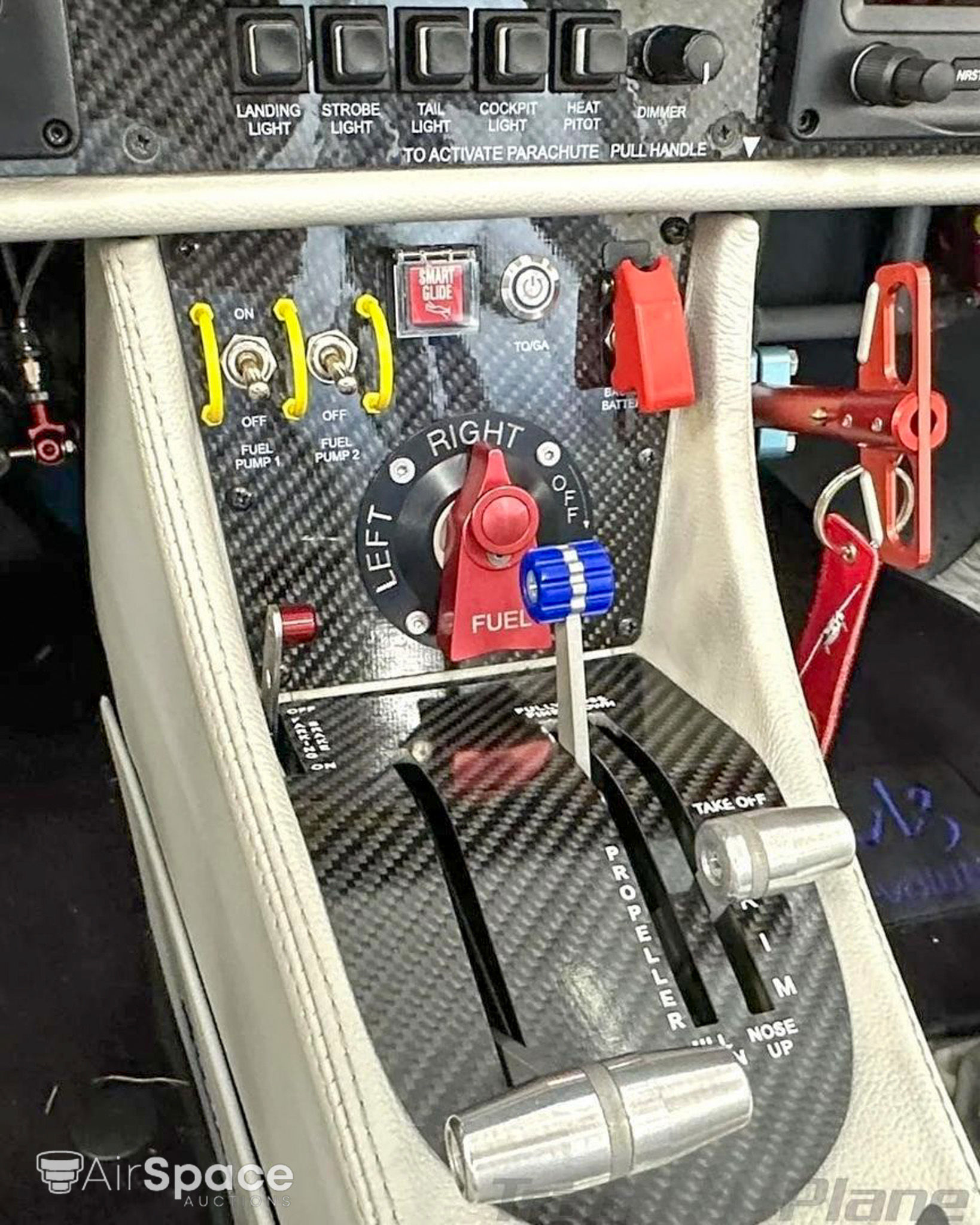 2022 JMB VL-3 RG 915 - Interior
