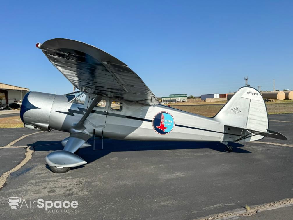 1943 Stinson V-77 Reliant - Exterior