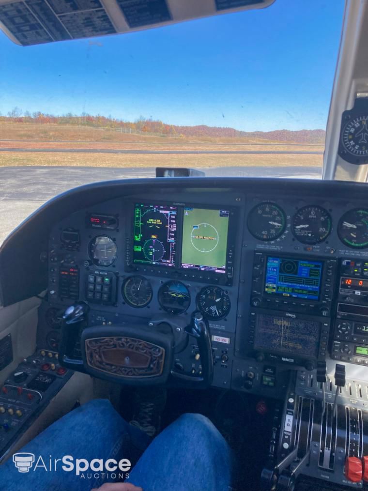 1973 Cessna 421B Golden Eagle/ Executive Commuter - Interior