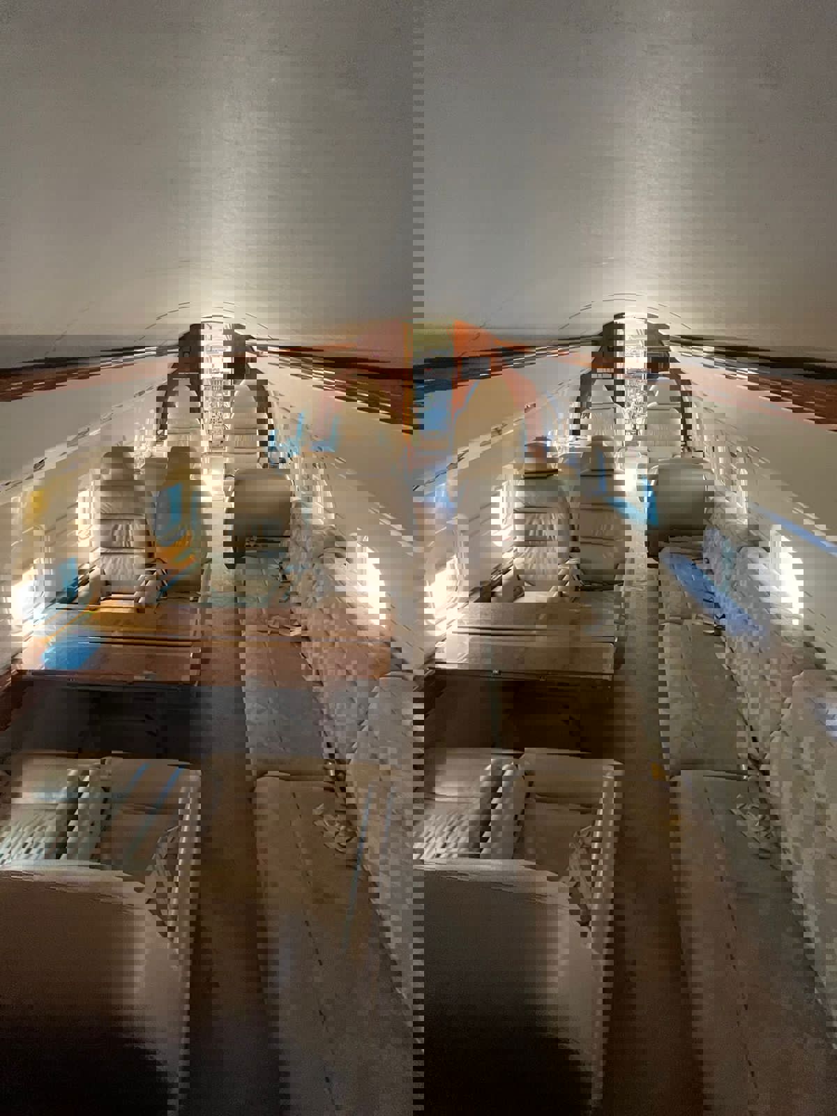 1982 Bombardier CL-600 - Interior