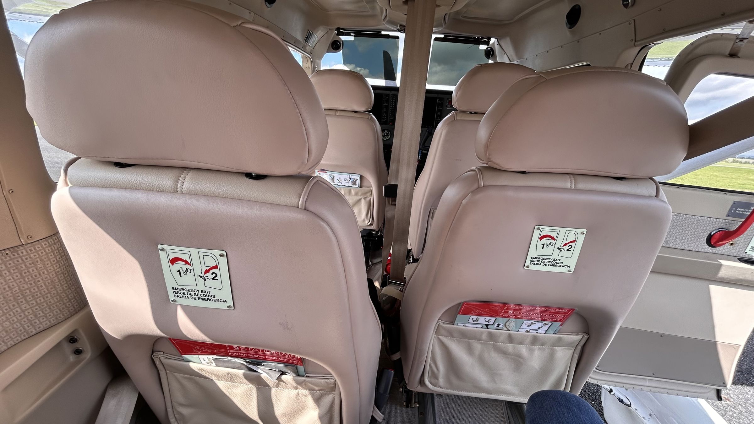2009 Cessna 206H Super Skywagon - Interior