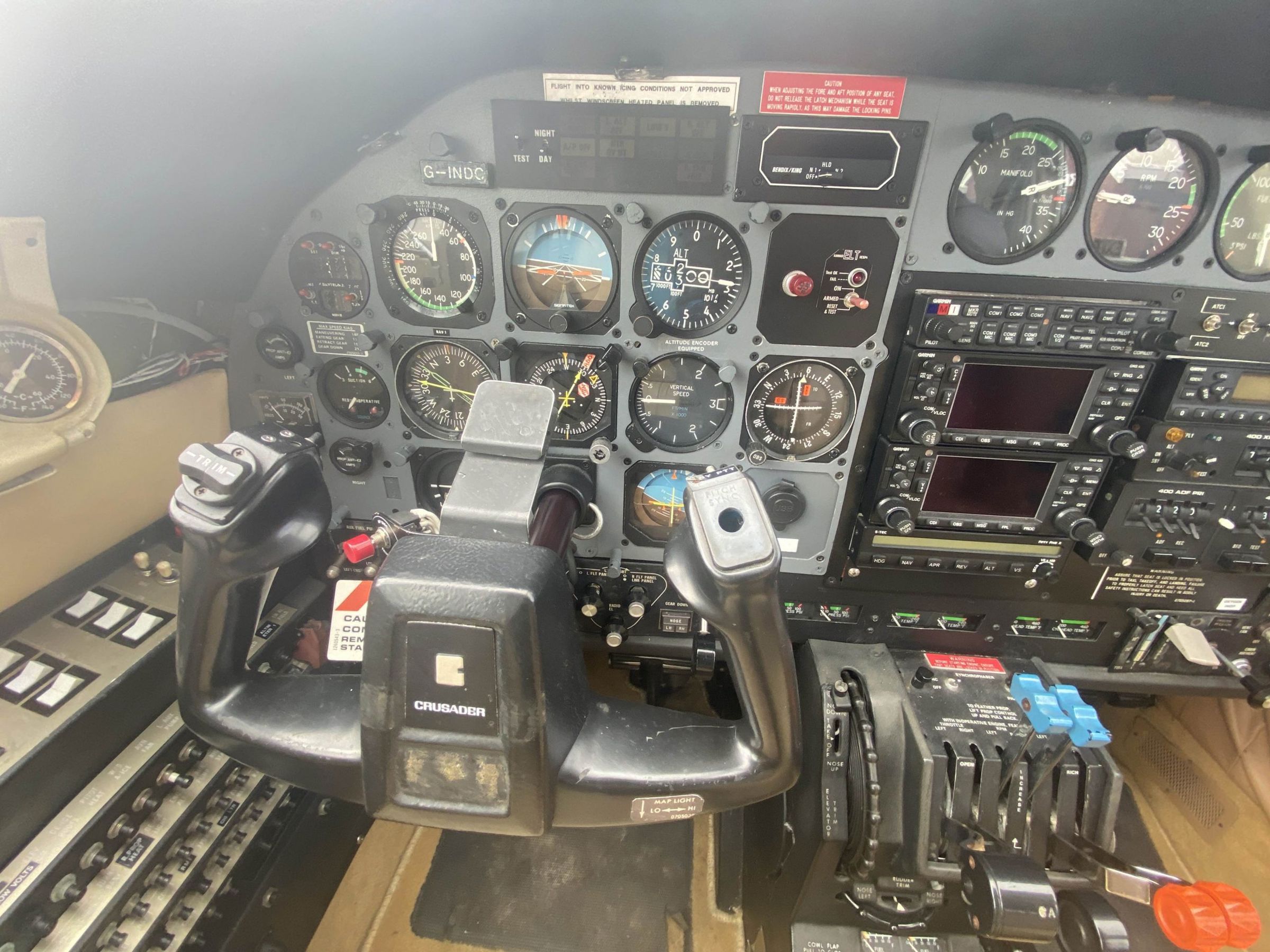 1982 Cessna T303 Crusader - Interior