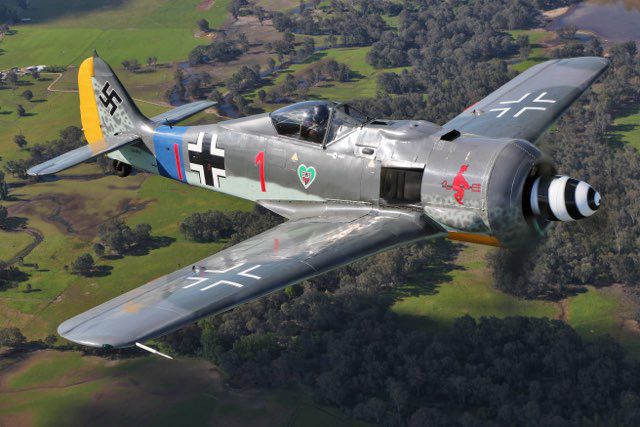 1944 Focke-Wulf Fw-190 Replica - Exterior