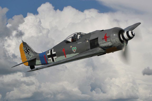 1944 Focke-Wulf Fw-190 Replica - Exterior