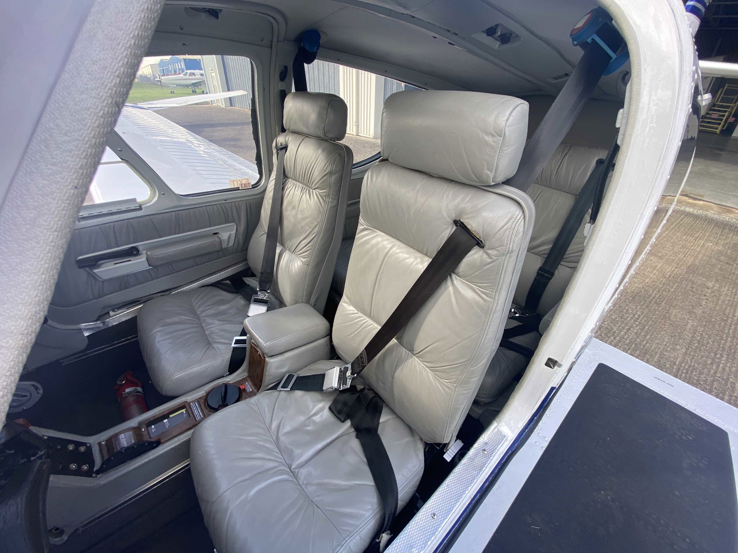1979 Rockwell Commander 114A - Interior