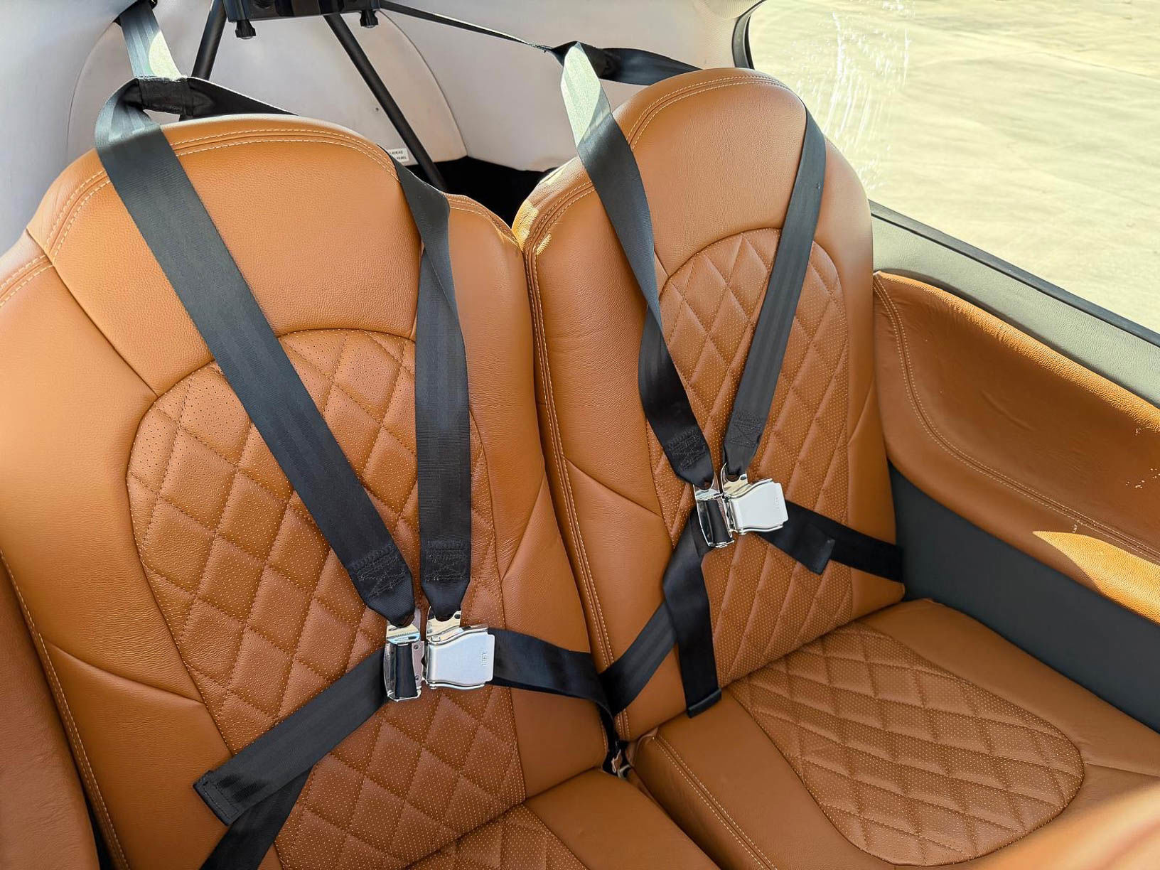 2010 Cirrus SR20 G3 - Interior