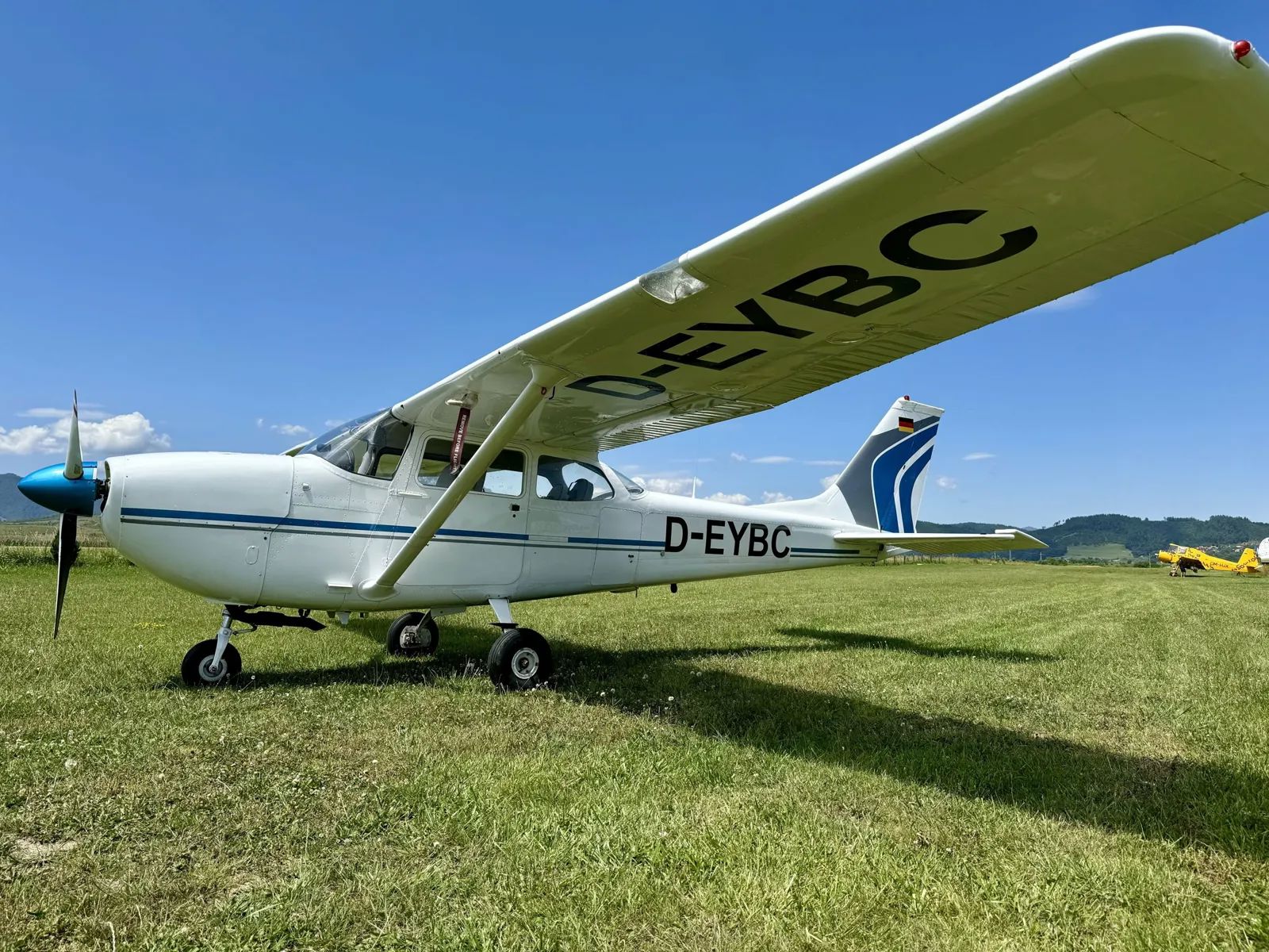 1969 Cessna (Reims) FR172F Reims Rocket - Exterior