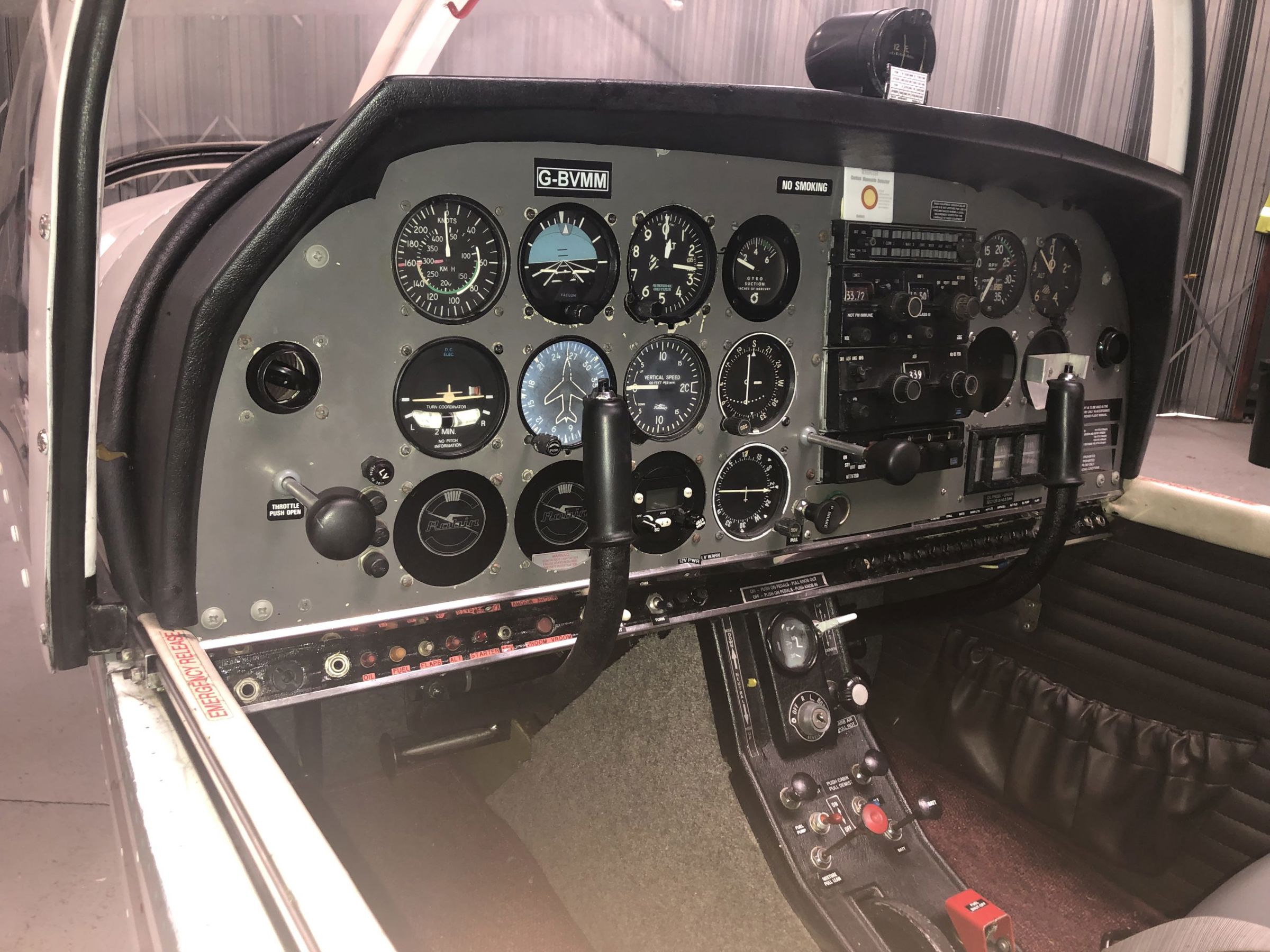 1974 Robin HR-200/100 - Interior