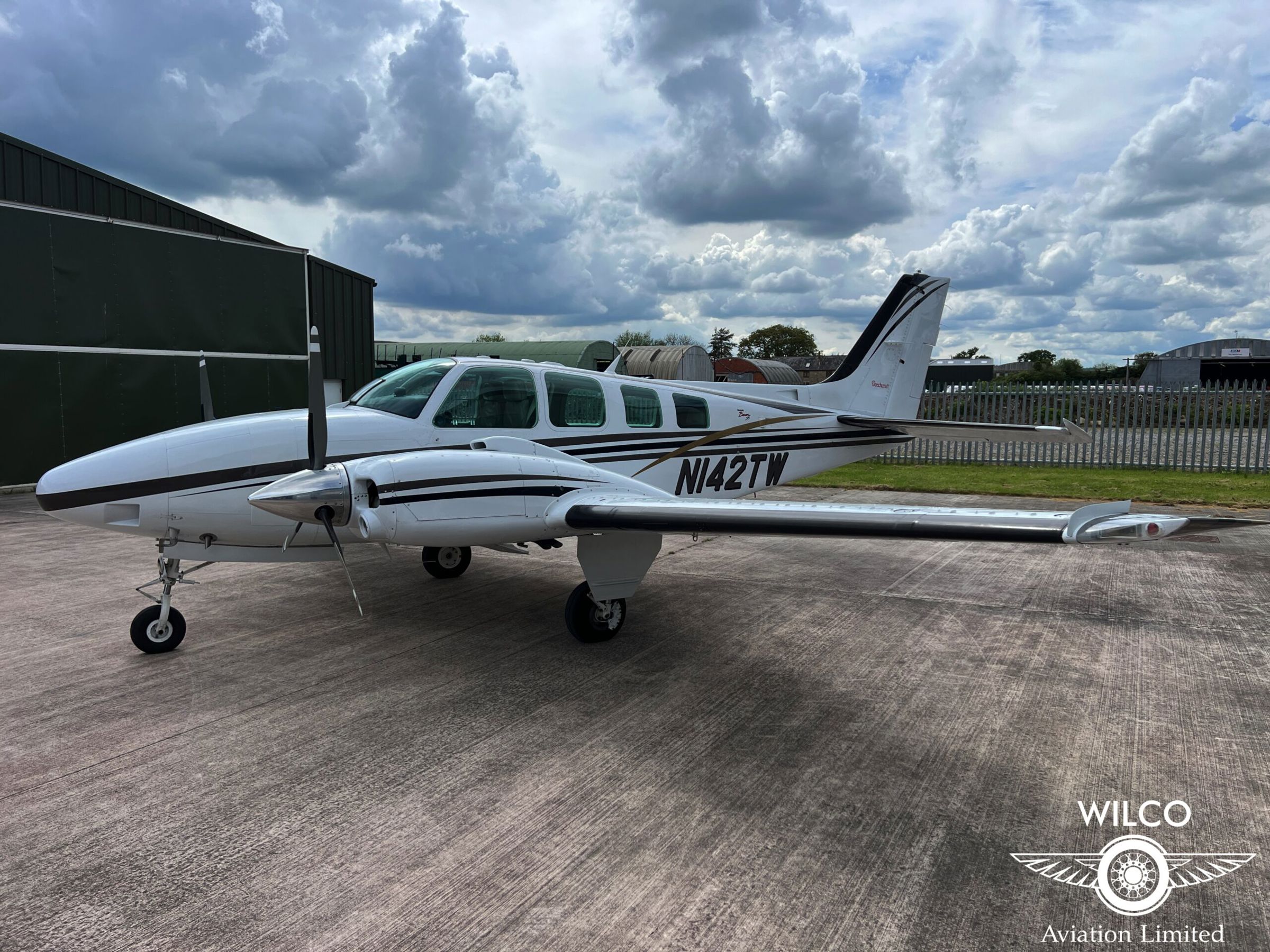 1998 Beechcraft 58 Baron - Exterior