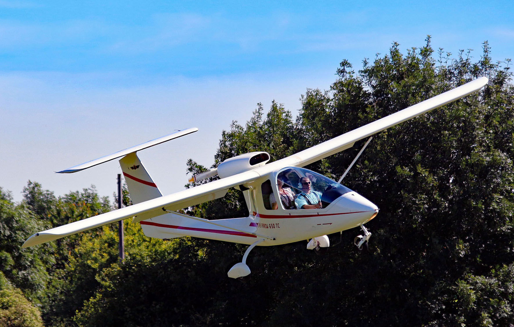 1996 3I Sky Arrow 650 TC - Exterior