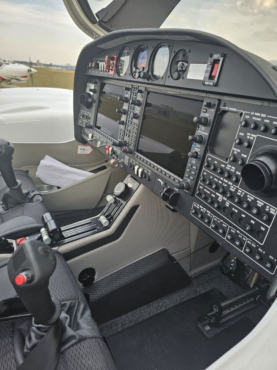 2022 Diamond Da42-vi For Sale In Slovenia - Winglist