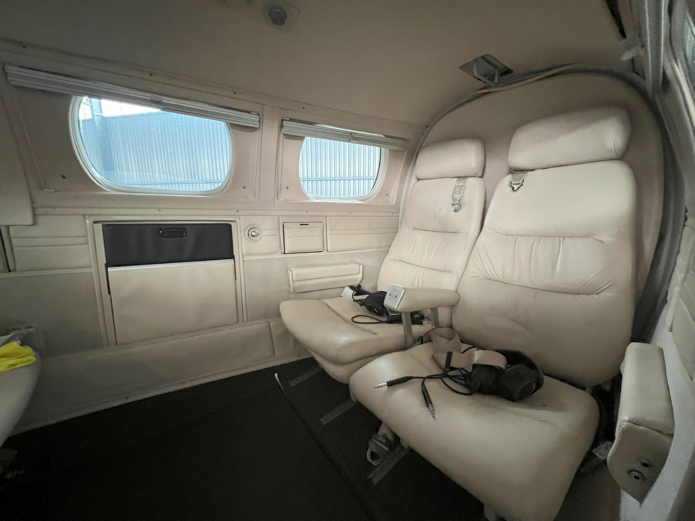 1977 Beechcraft 60 Duke - Interior