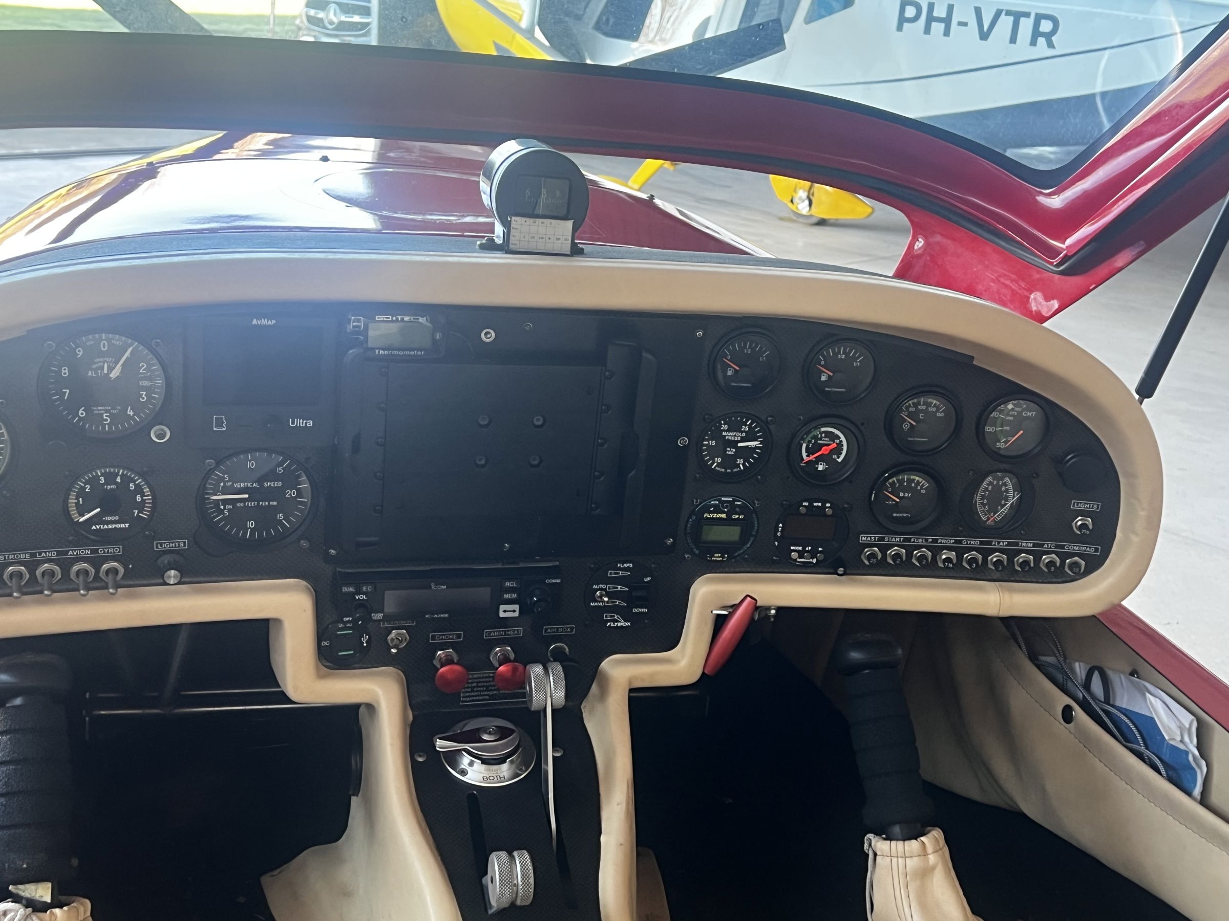 2011 Promecc Aerospace Freccia FG - Exterior