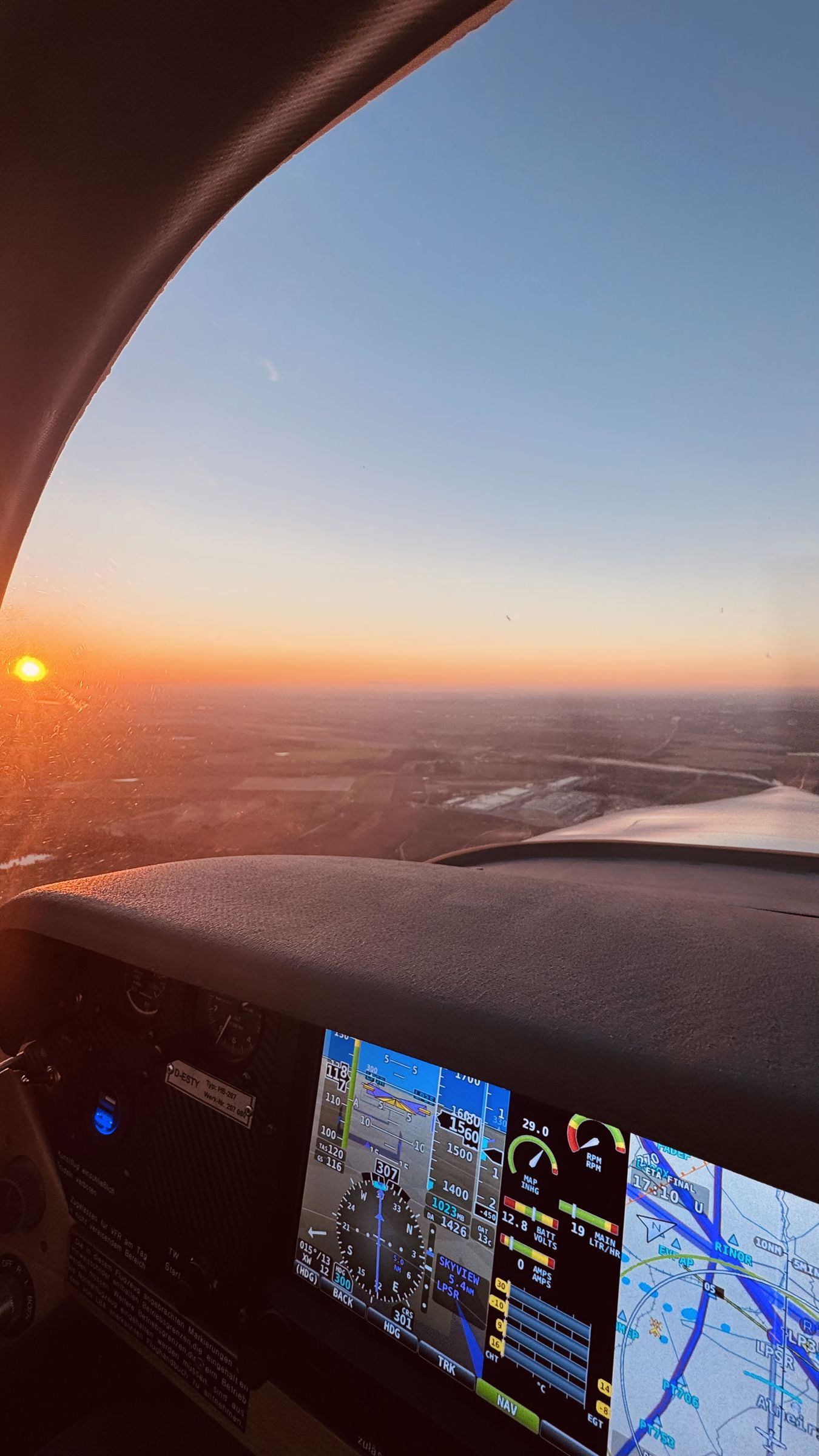 2018 HB-Flugtechnik HB-207 Alfa - Interior