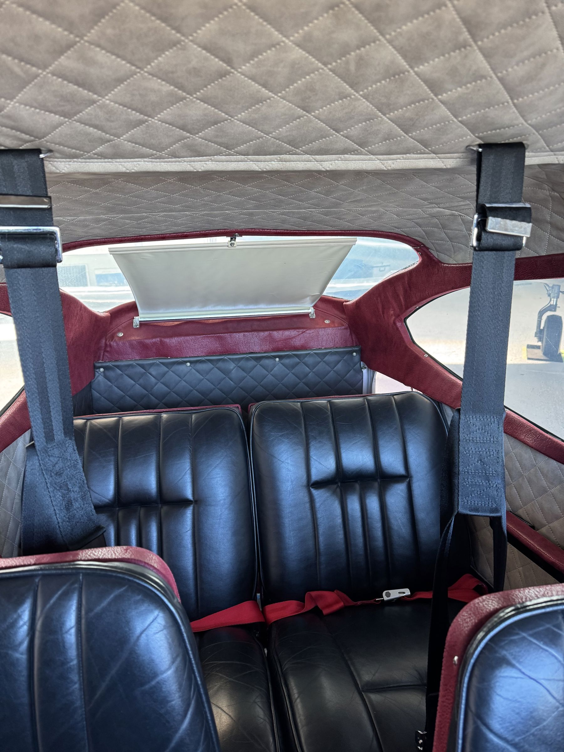 1966 Cessna 182J Skylane - Interior