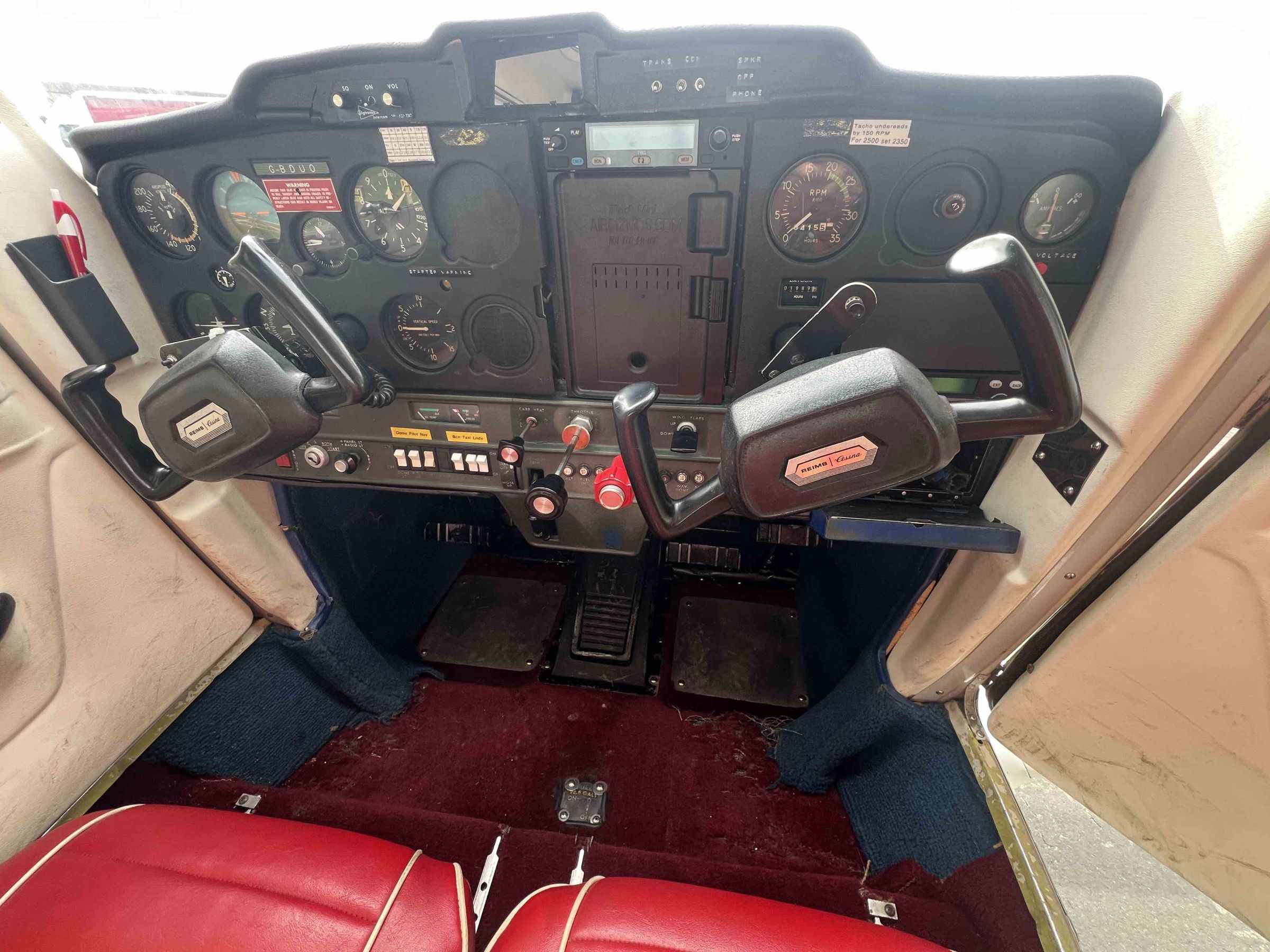 1976 Cessna (Reims) F150M - Interior