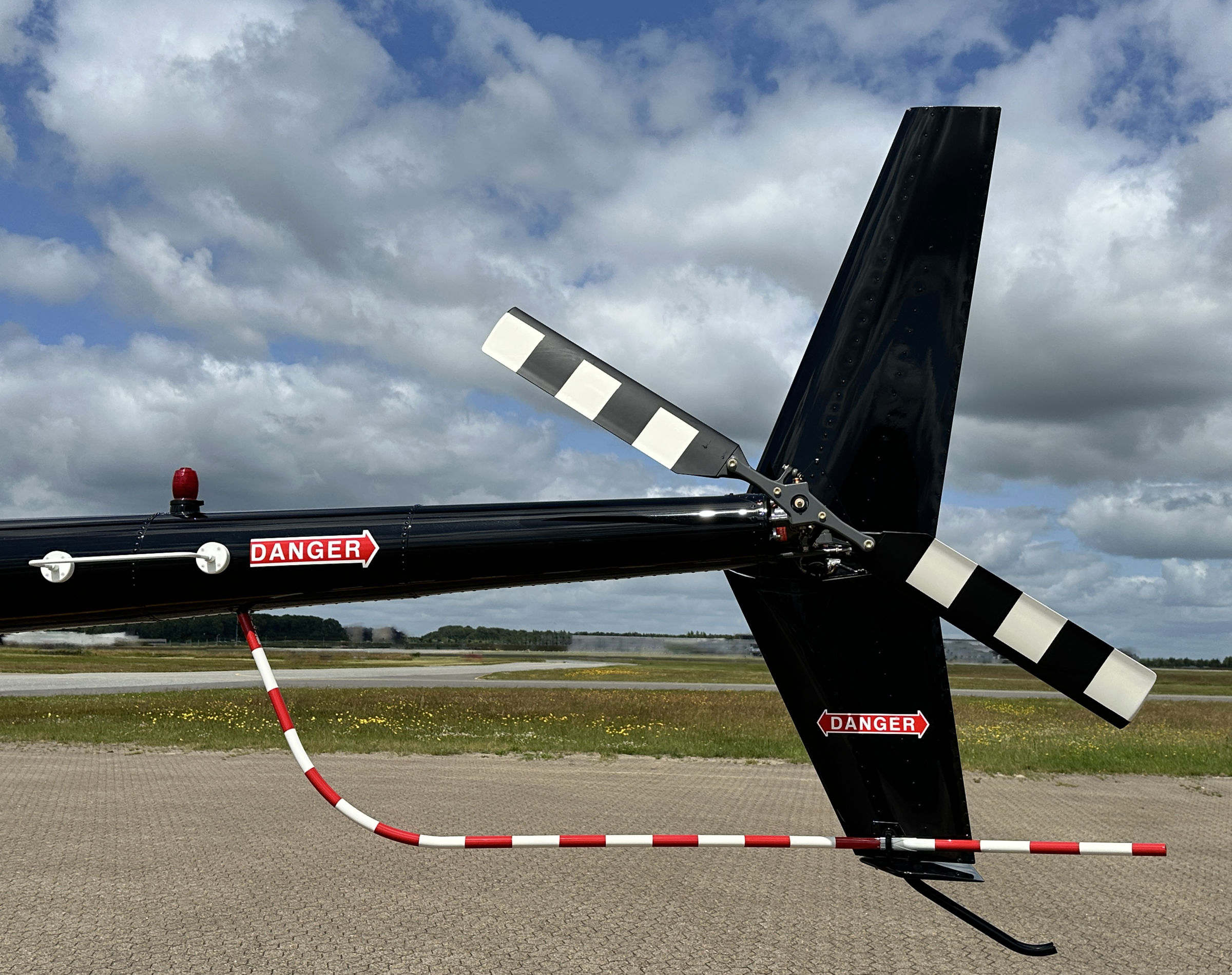 2007 Robinson R44 Clipper II - Exterior
