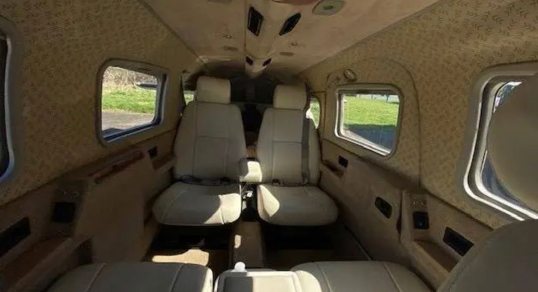 1994 Piper PA-34-220T Seneca IV - Interior