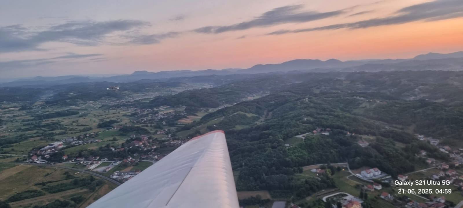 1989 Scheibe SF-25C Falke 2000 - Exterior