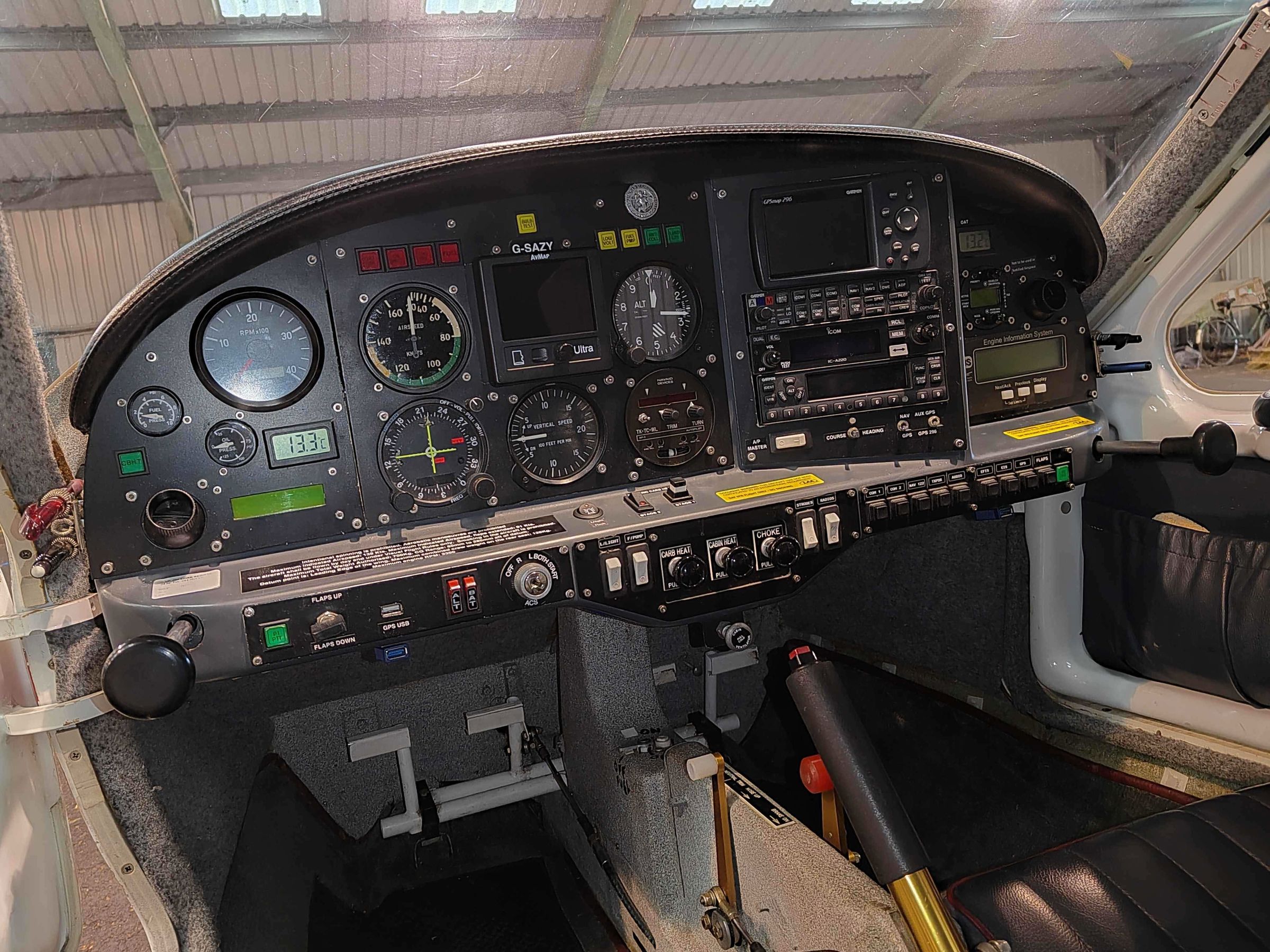 2004 Jabiru J400 - Interior