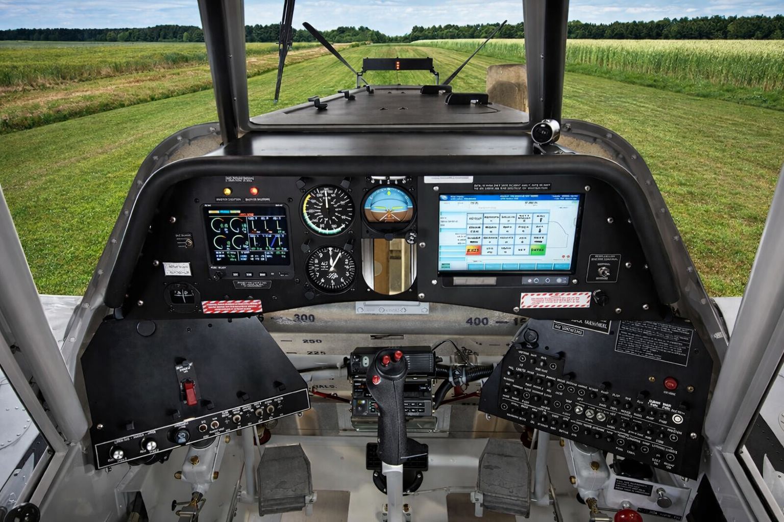2026 Thrush Aircraft Fire Bird - Interior