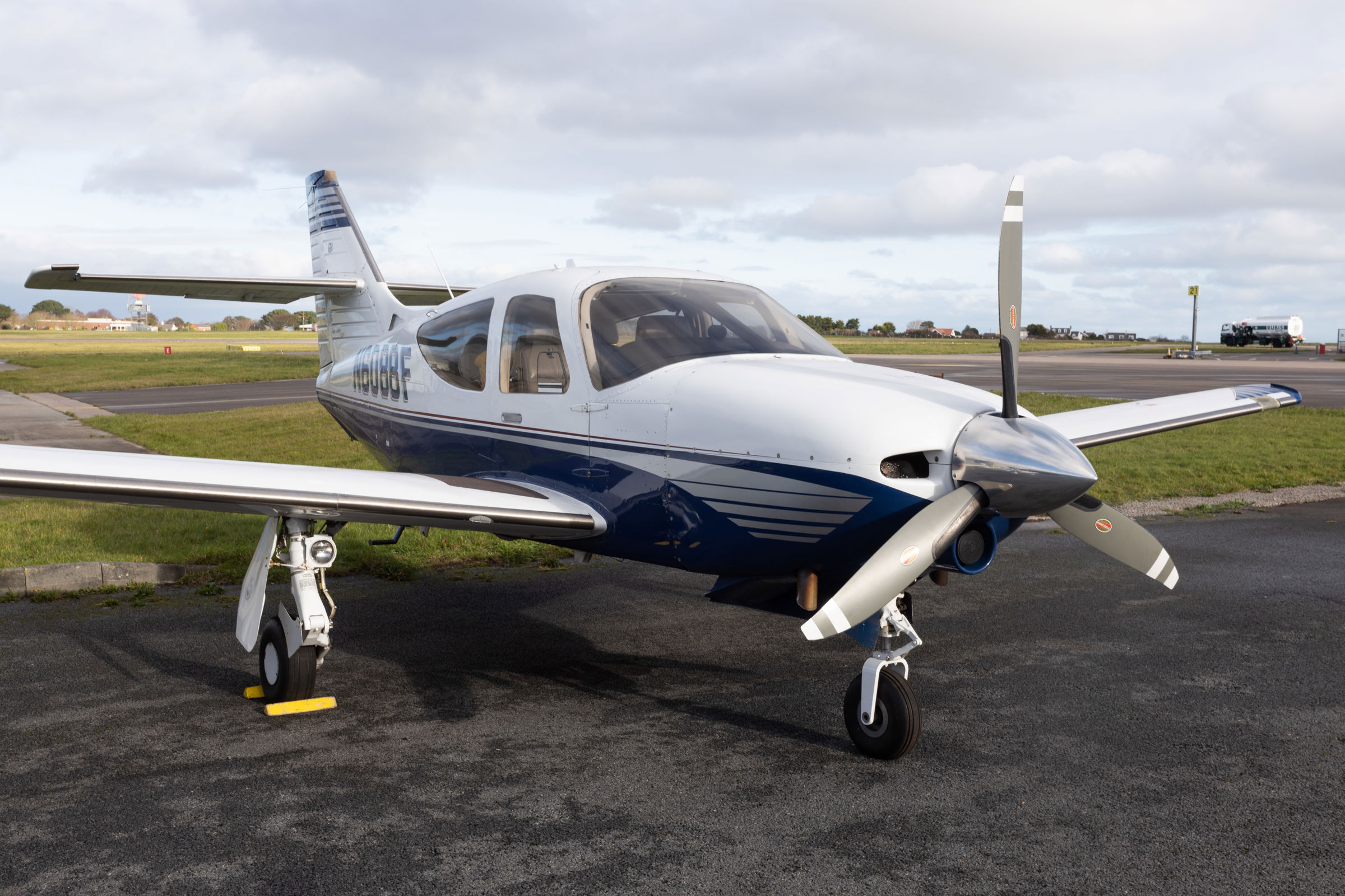 2002 Rockwell Commander 114TC