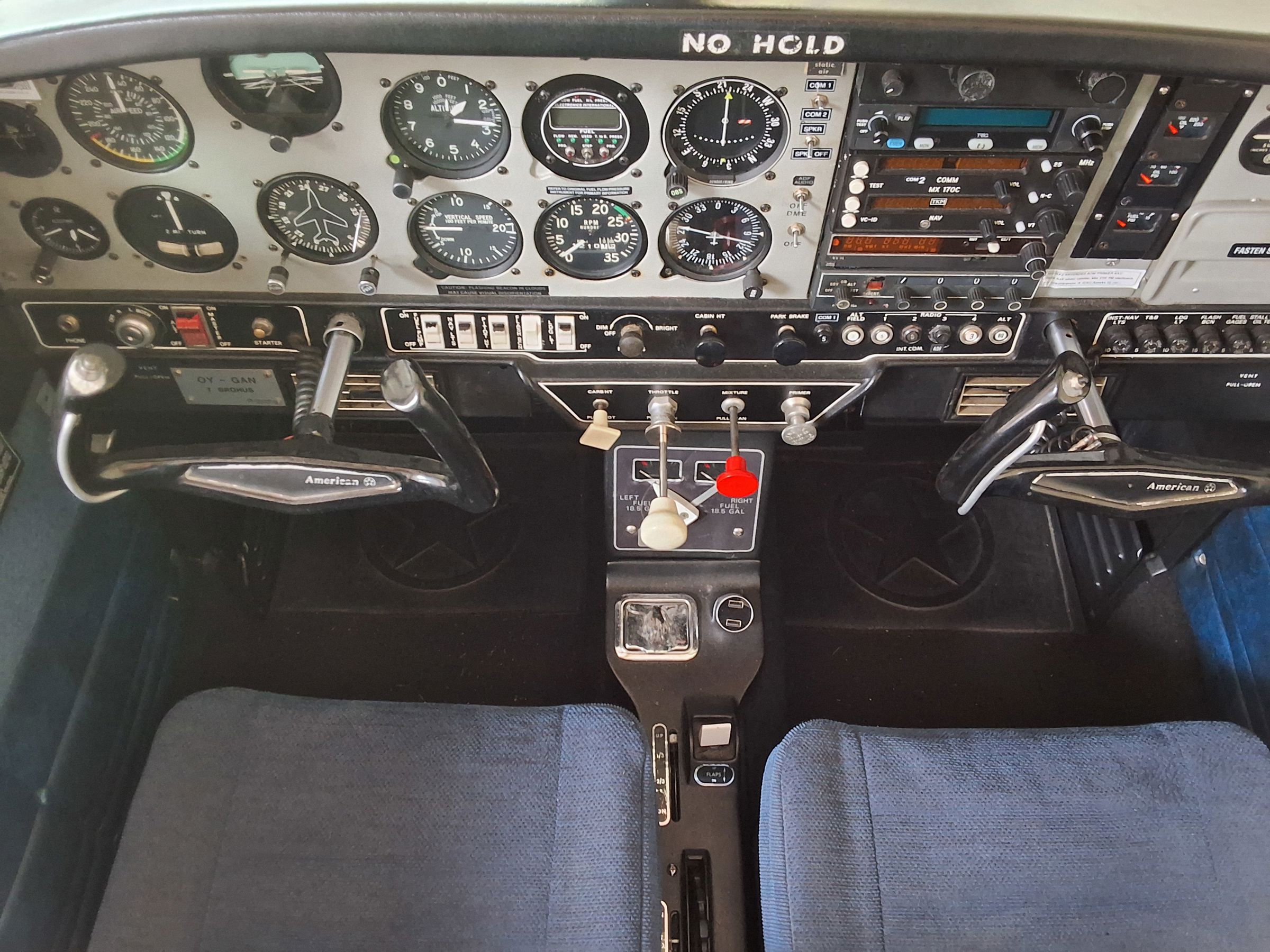 1972 Grumman American AA-5 Traveler - Interior