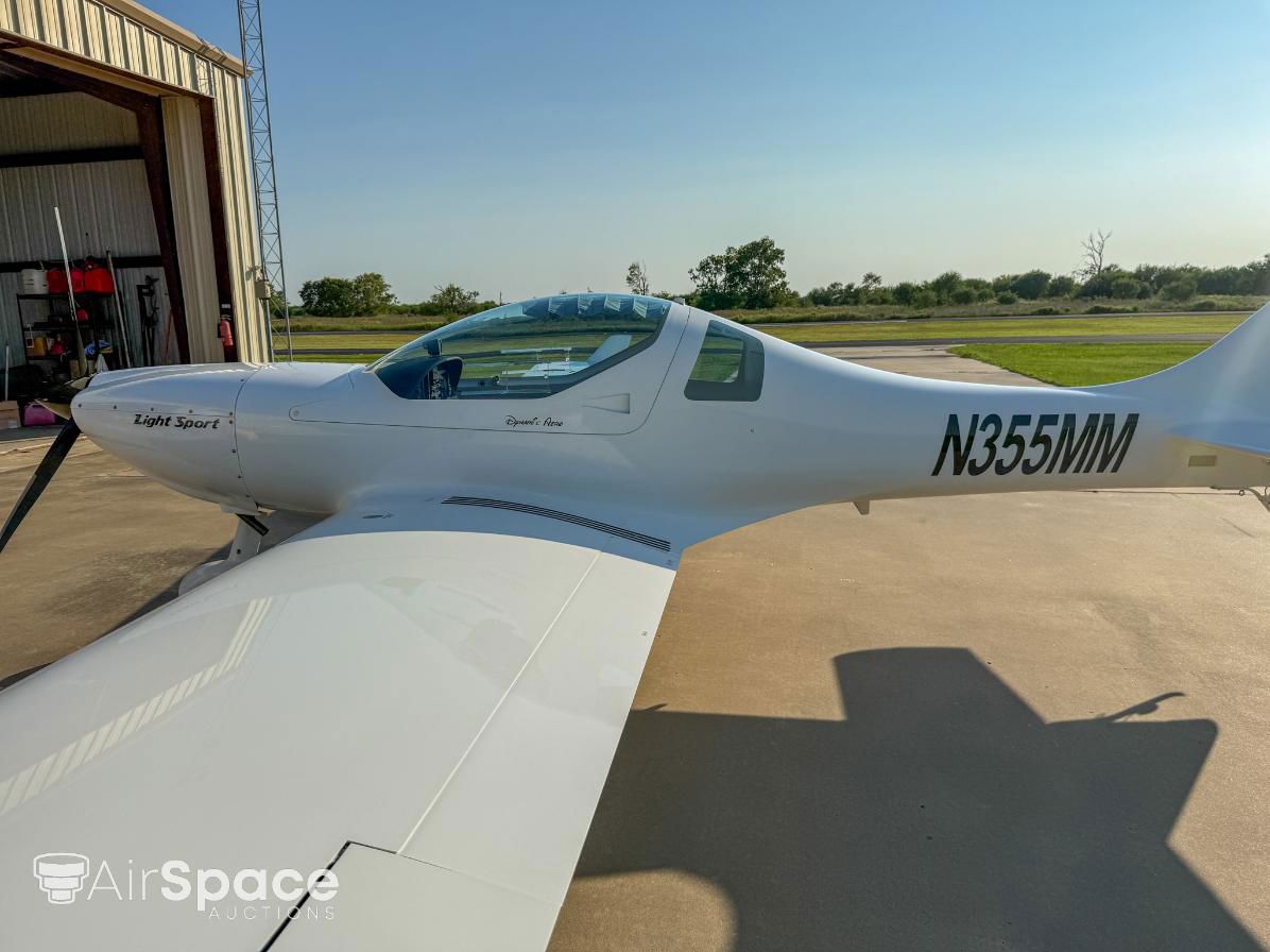 2009 Aerospool WT9 Dynamic LSA - Exterior