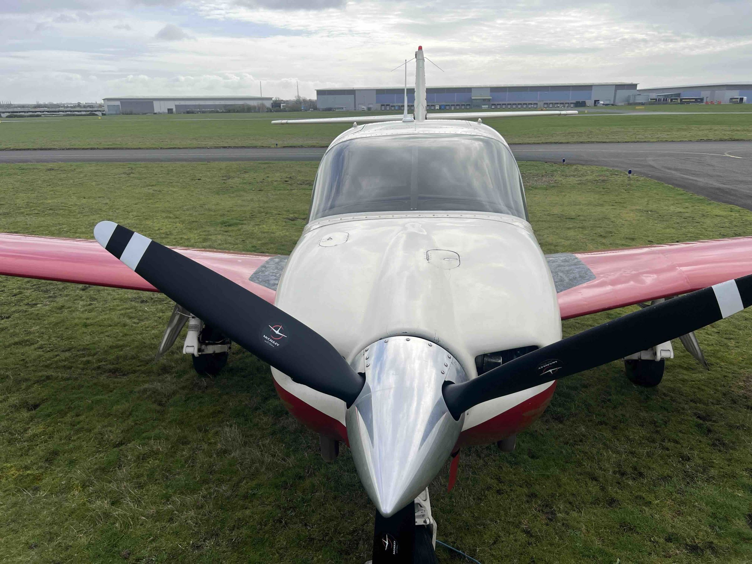 1976 Rockwell Commander 114 - Exterior