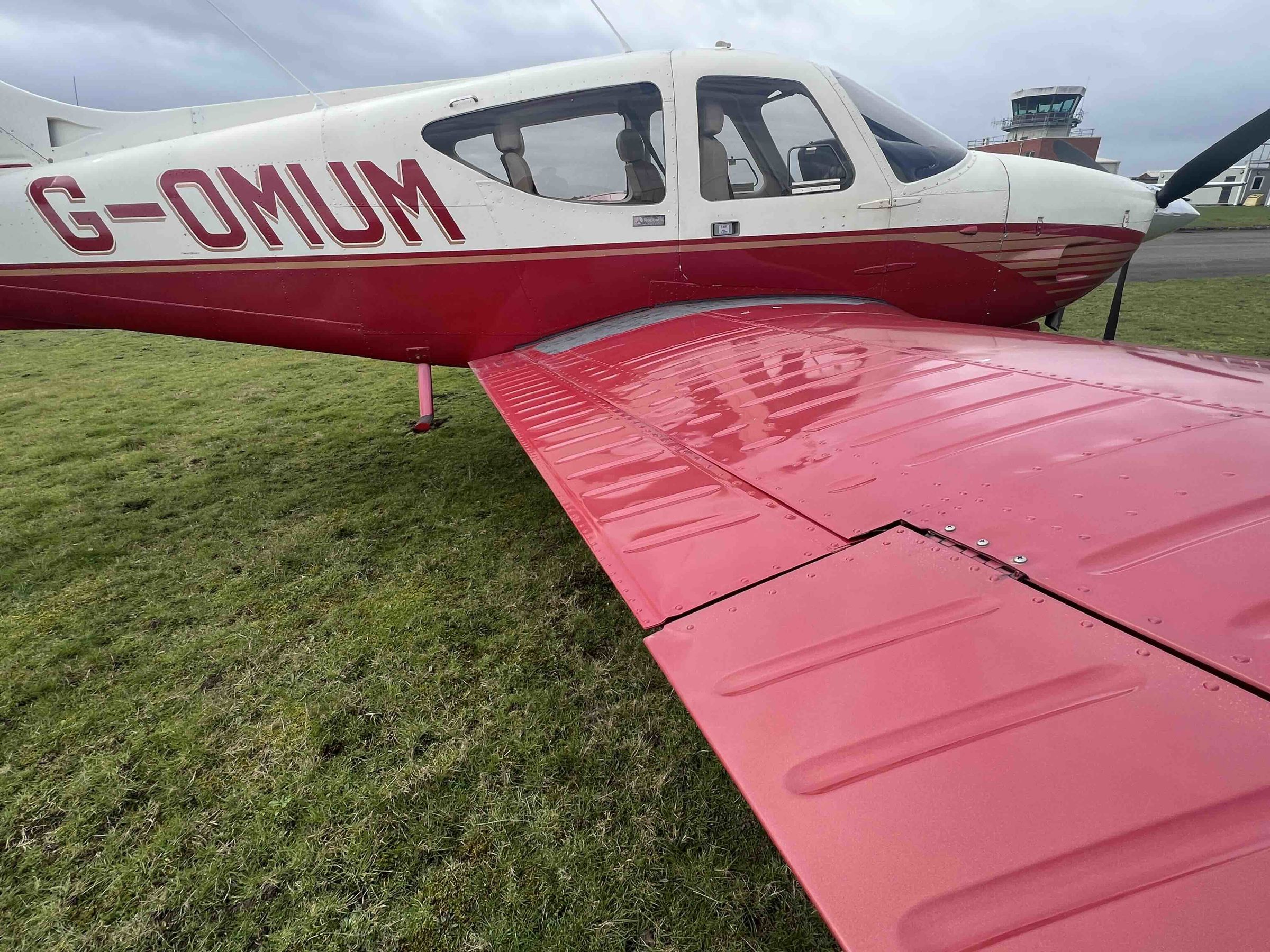 1976 Rockwell Commander 114 - Exterior