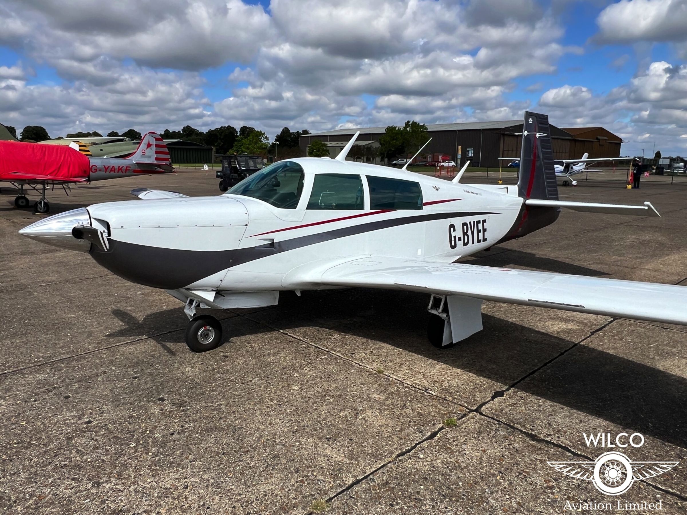 1981 Mooney M20K 231 - Exterior