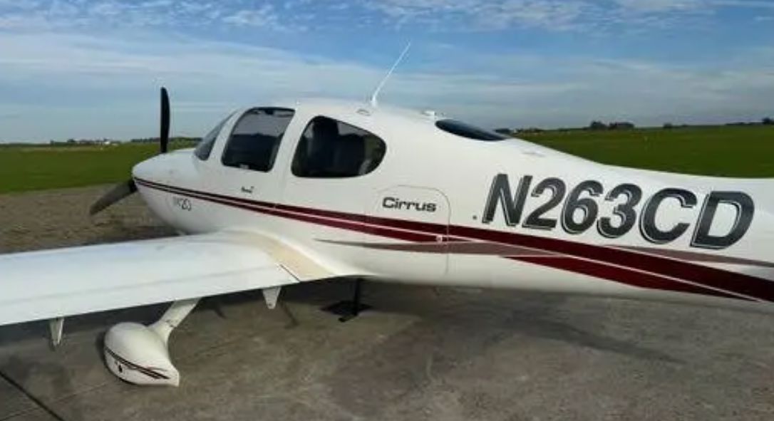 2003 Cirrus SR20 - Exterior