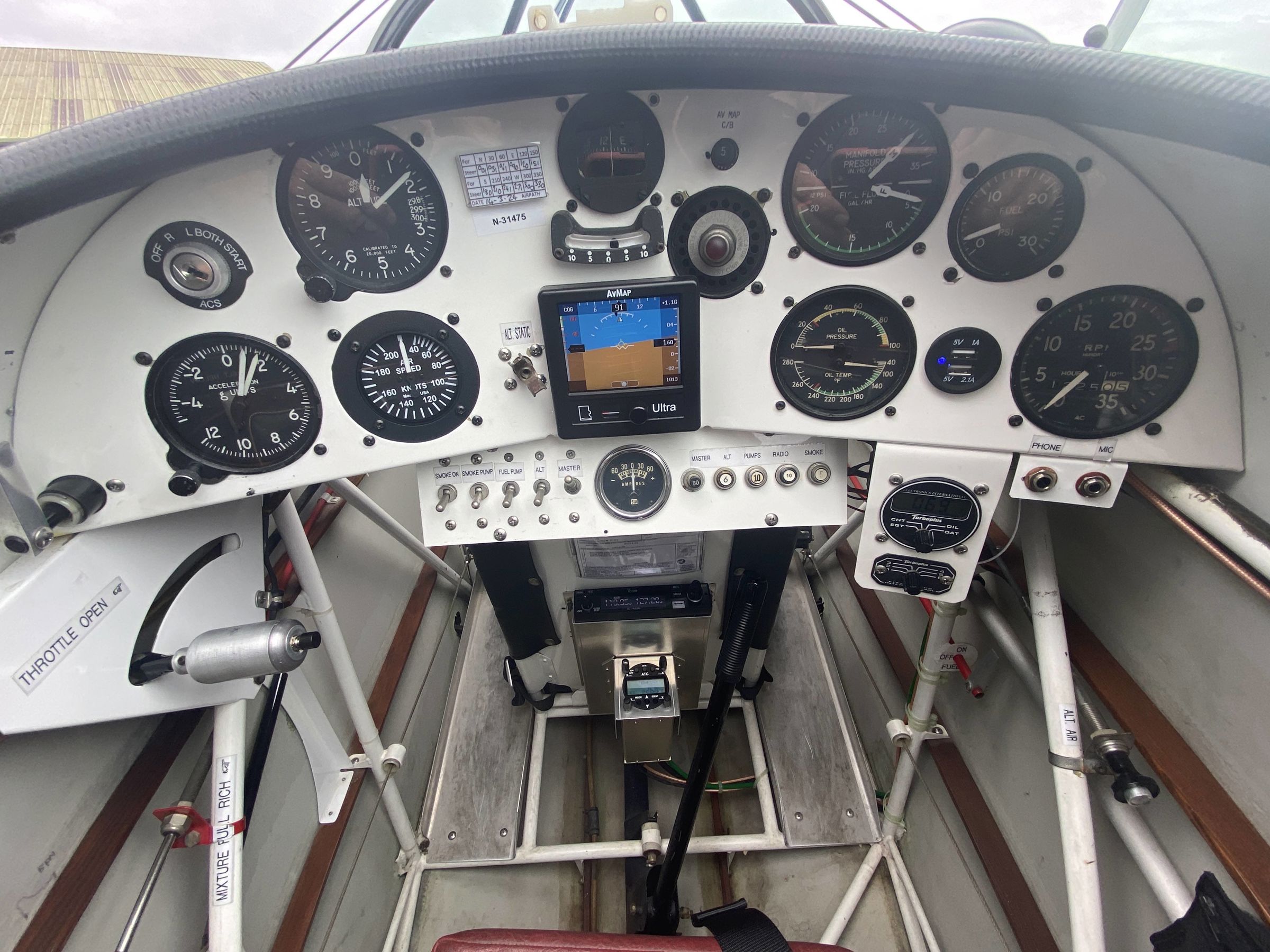 1979 Pitts S-2A - Interior