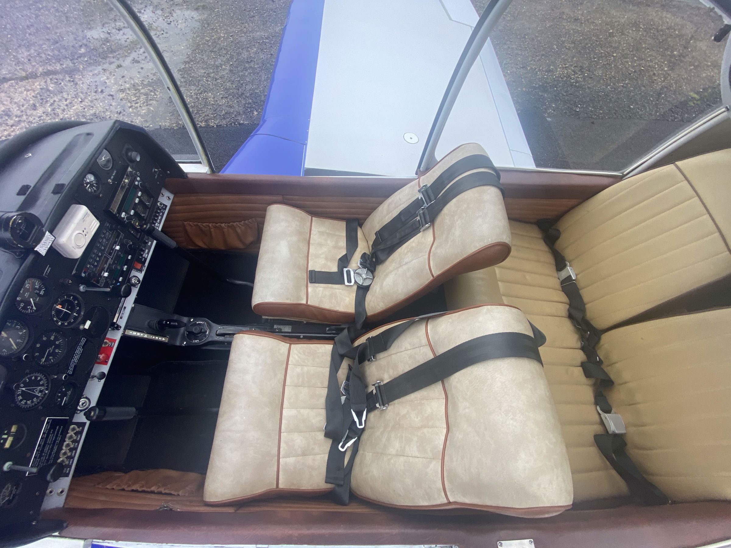 1972 Robin DR-400 180 Regent - Interior