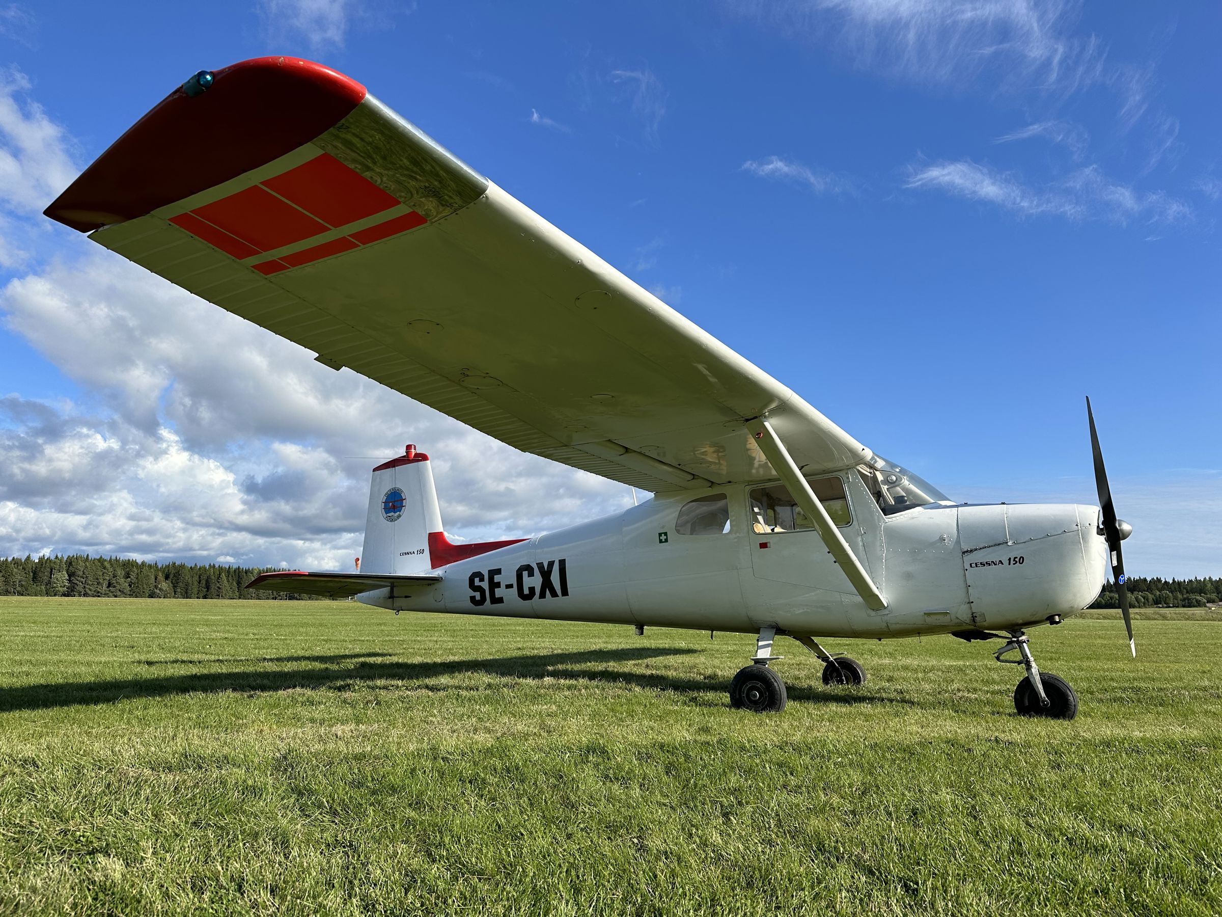 1963 Cessna 150C - Exterior