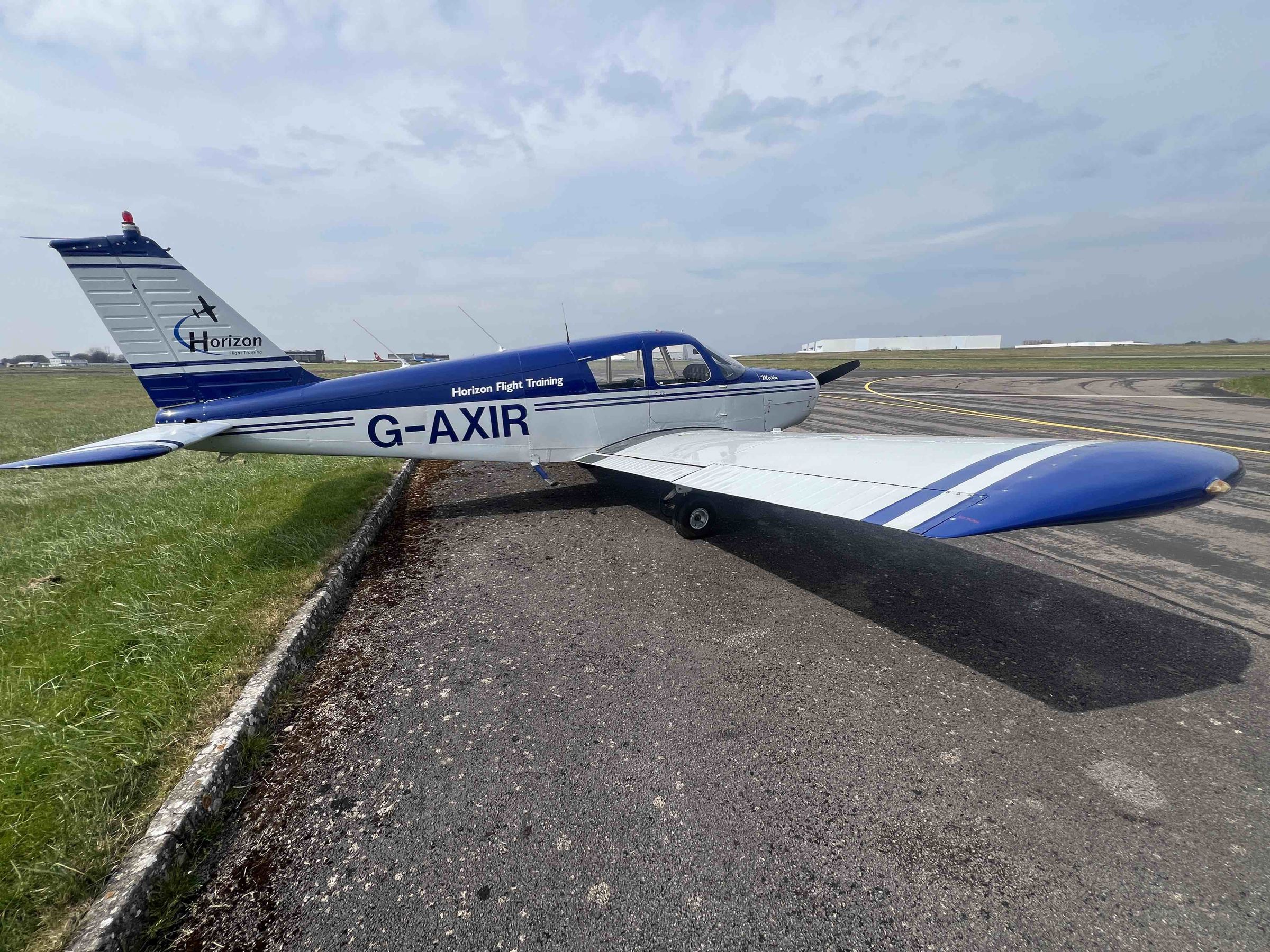 1969 Piper PA-28-140 Cherokee - Exterior