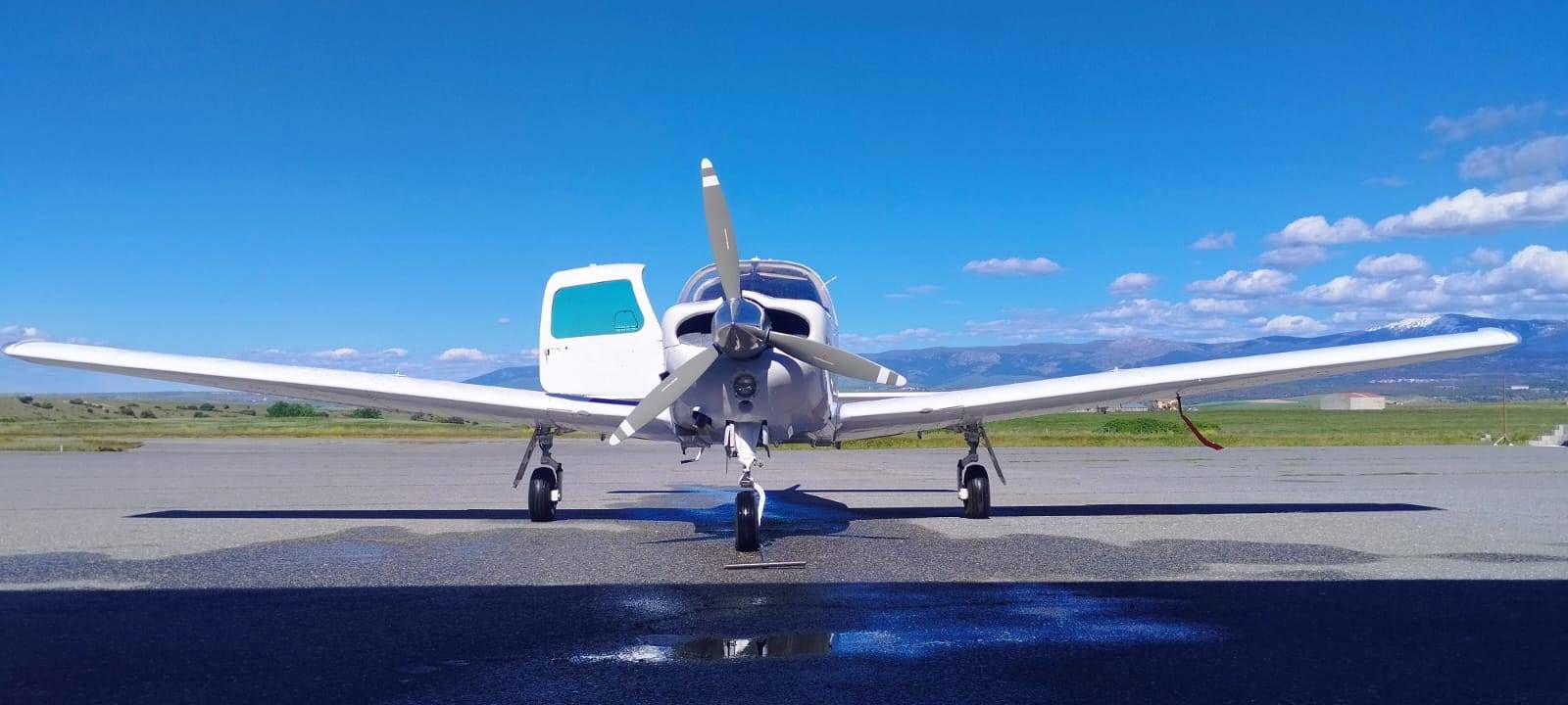 1977 Piper PA-28R-201 Arrow III - Exterior