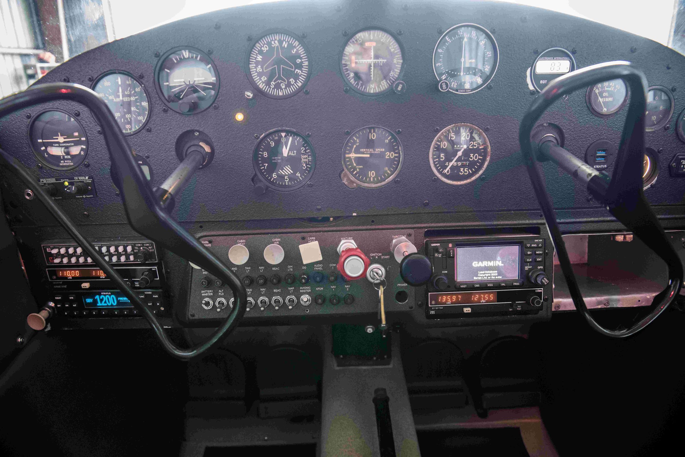 1957 Cessna 172 Skyhawk - Interior