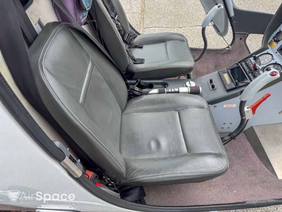 2018 Guimbal Cabri G2 - Interior