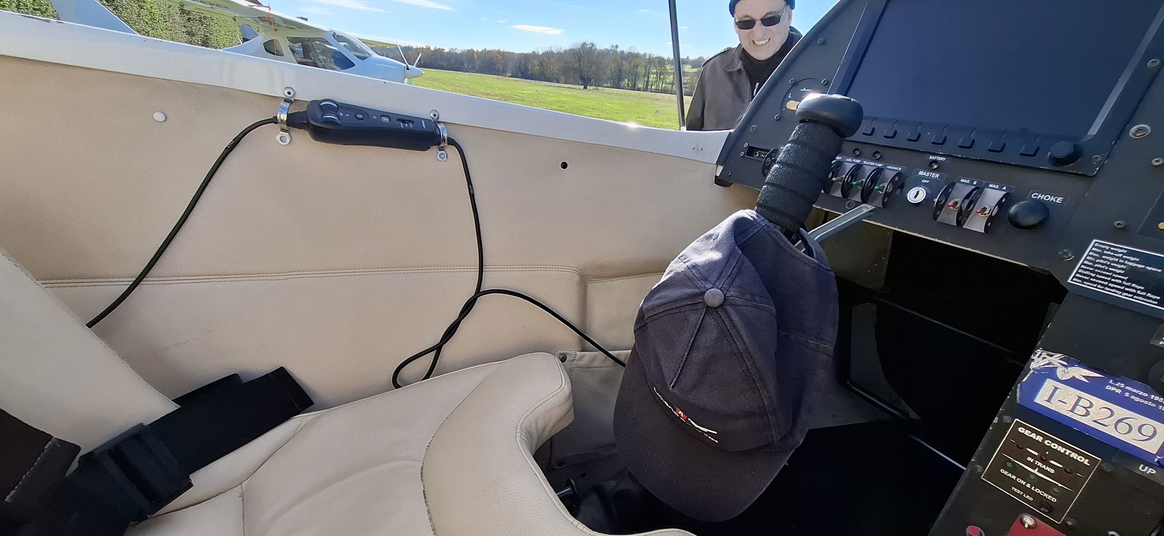 2012 Skyleader 200 UL - Interior