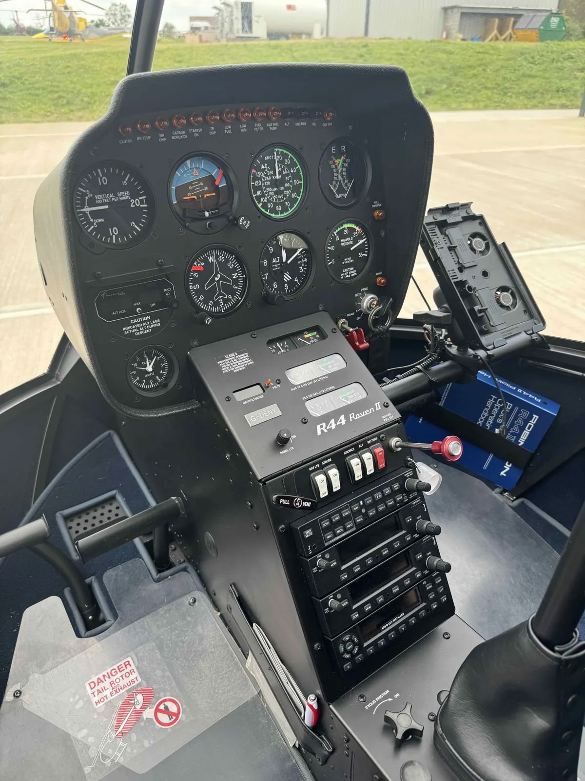 2017 Robinson R44 Raven II - Interior