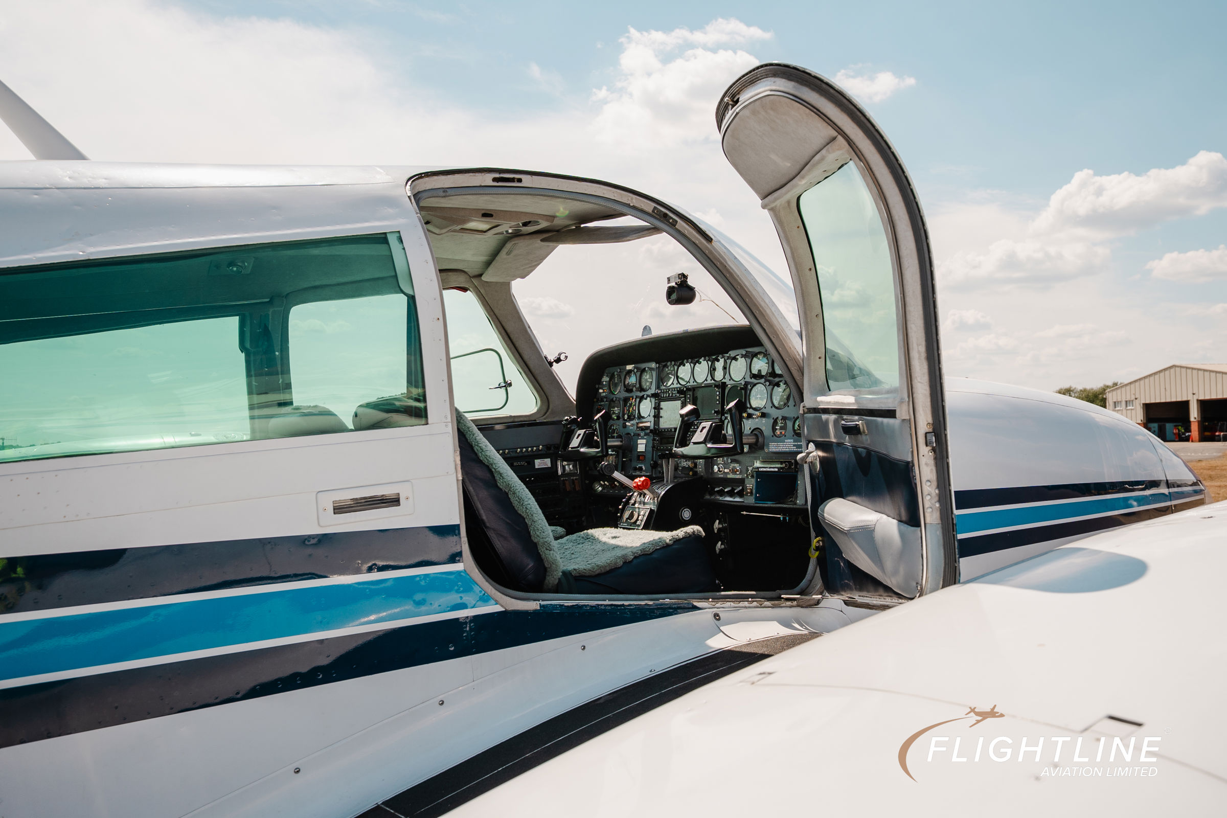 1980 Cessna 310R - Interior