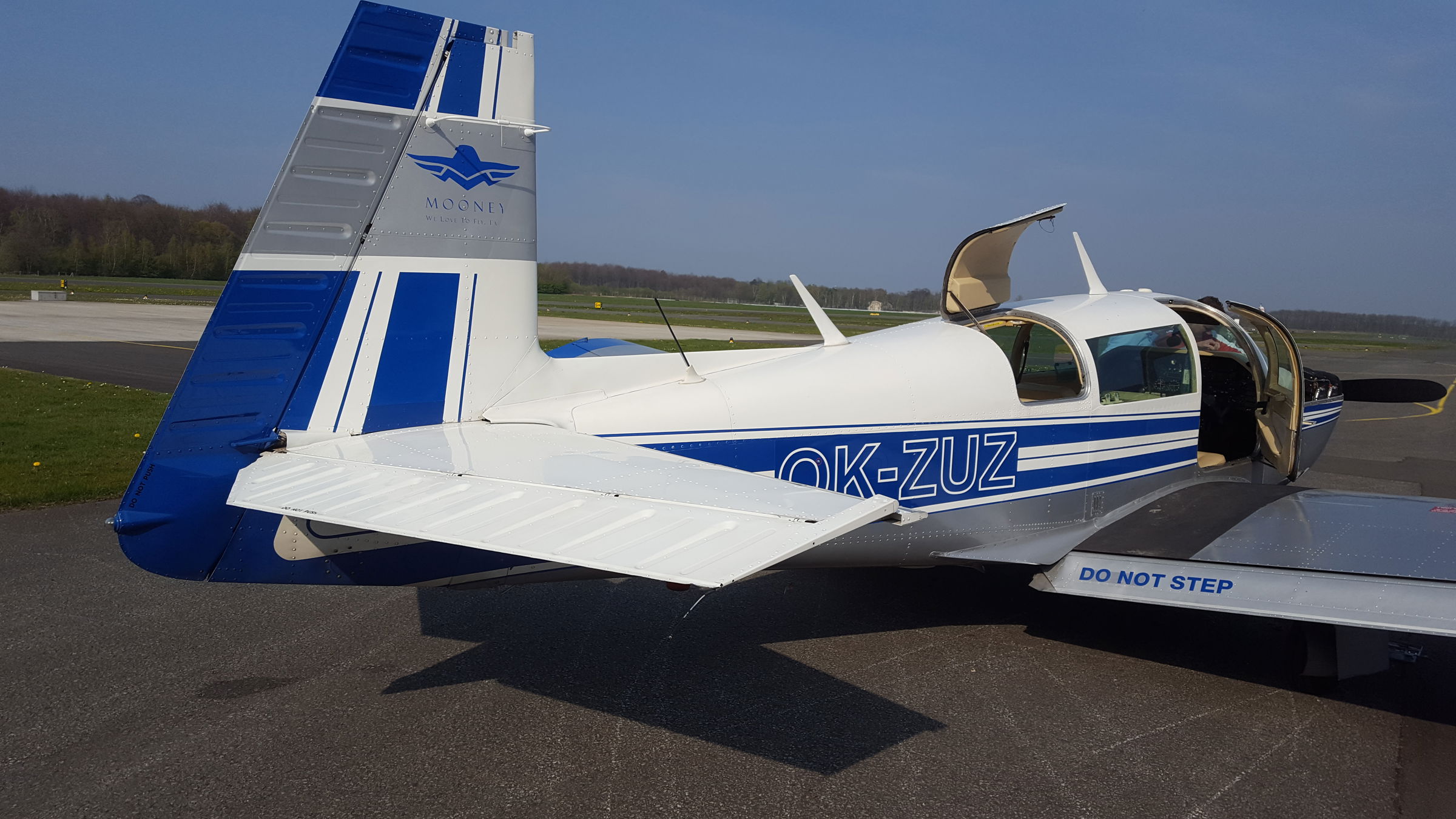 1979 Mooney M20J 201