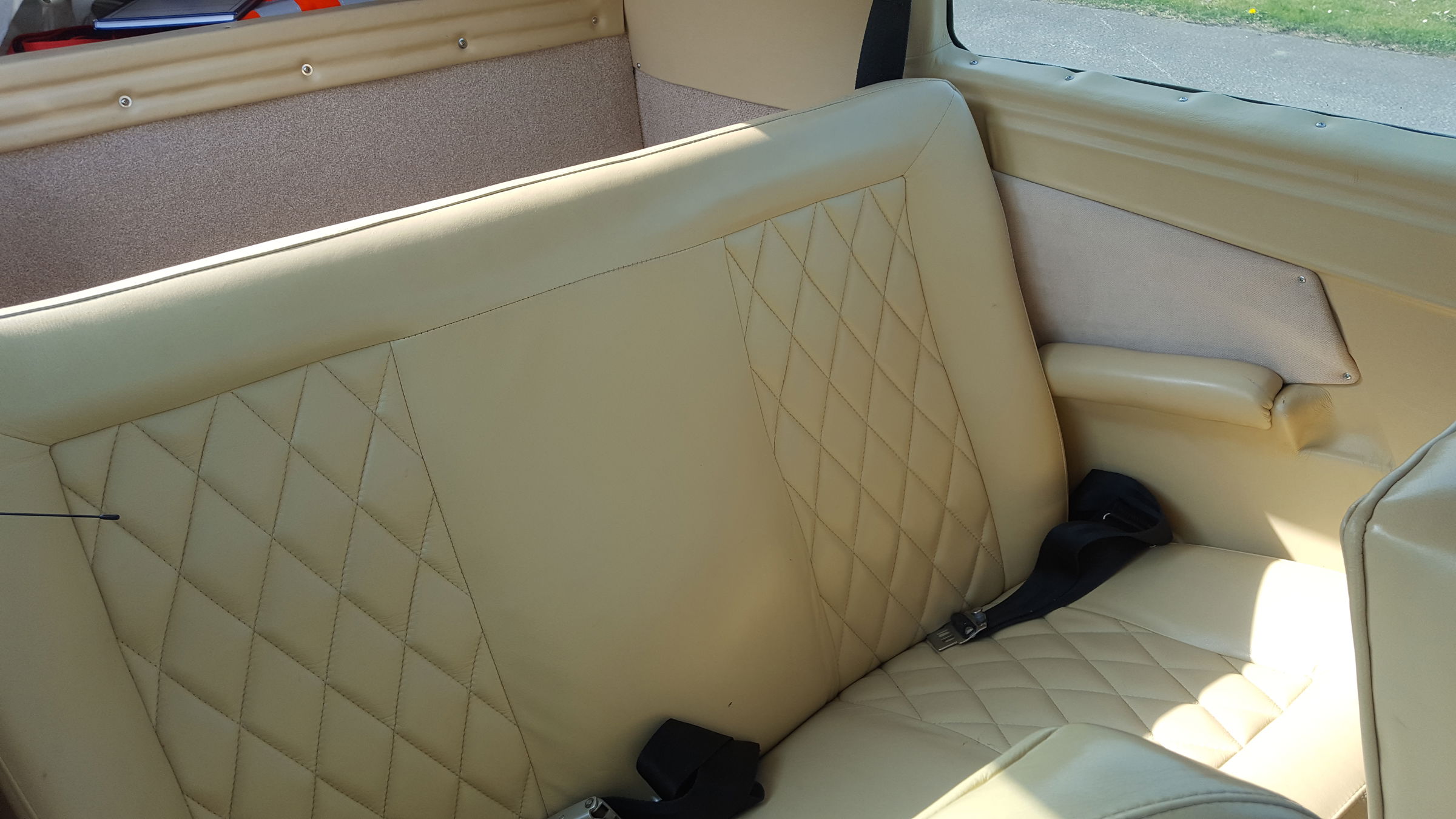 1979 Mooney M20J 201 - Interior