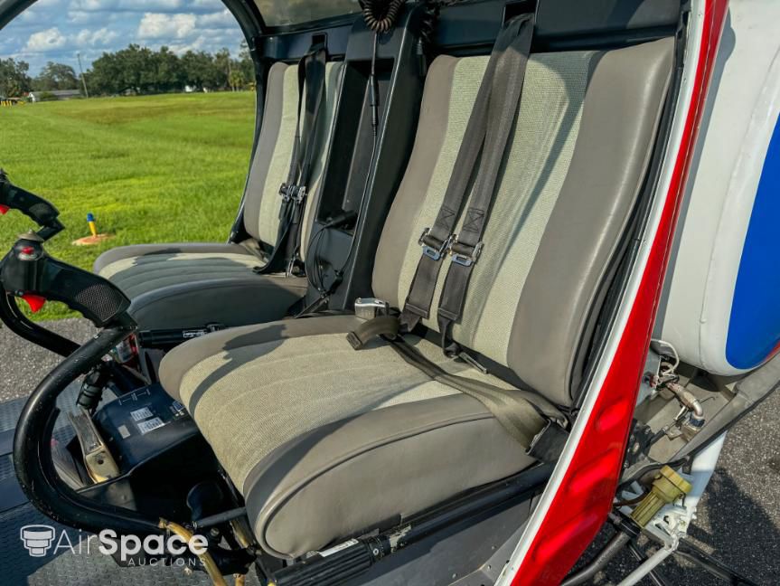 1996 Schweizer 269C - Interior