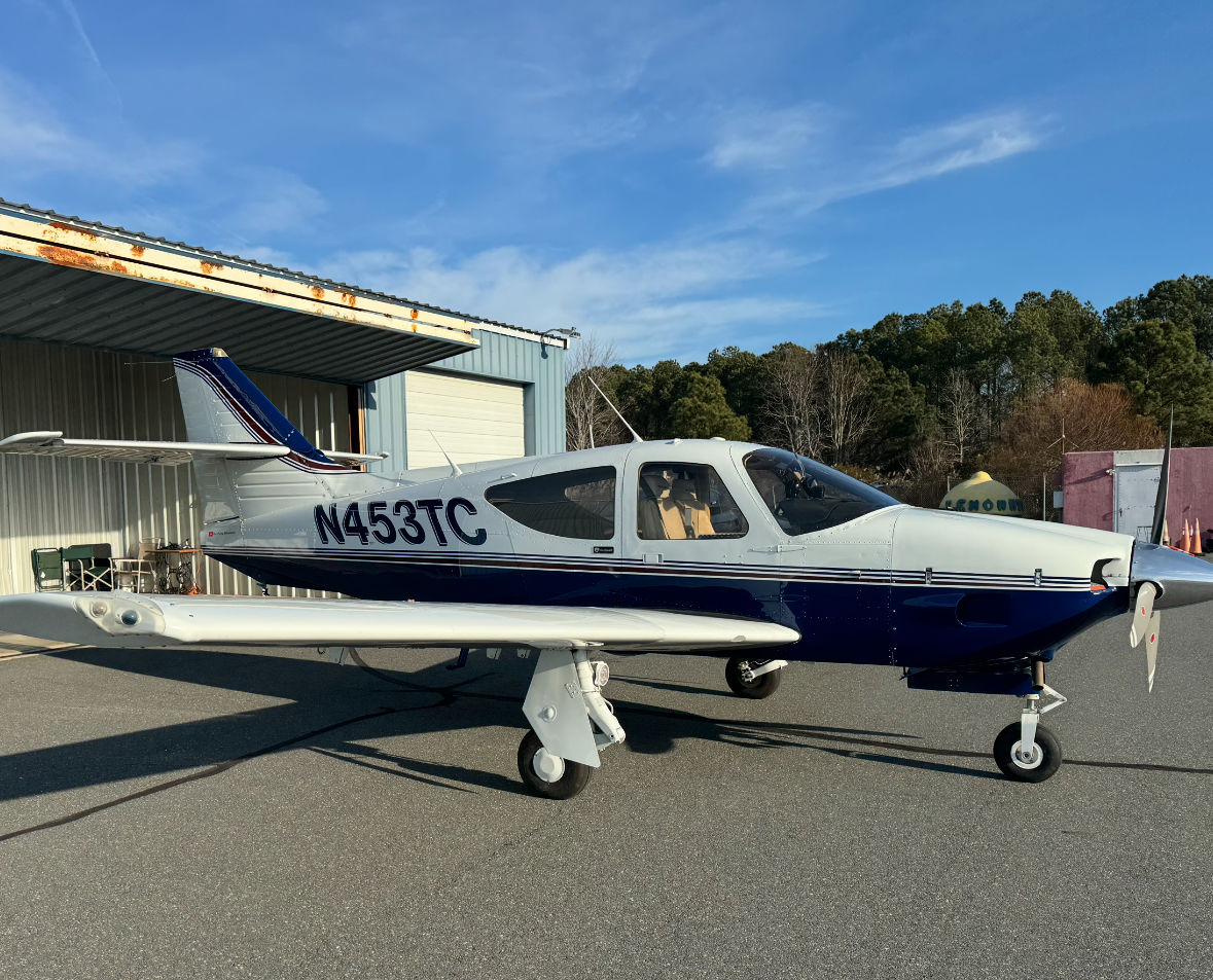 1976 Rockwell Commander 112 - Exterior